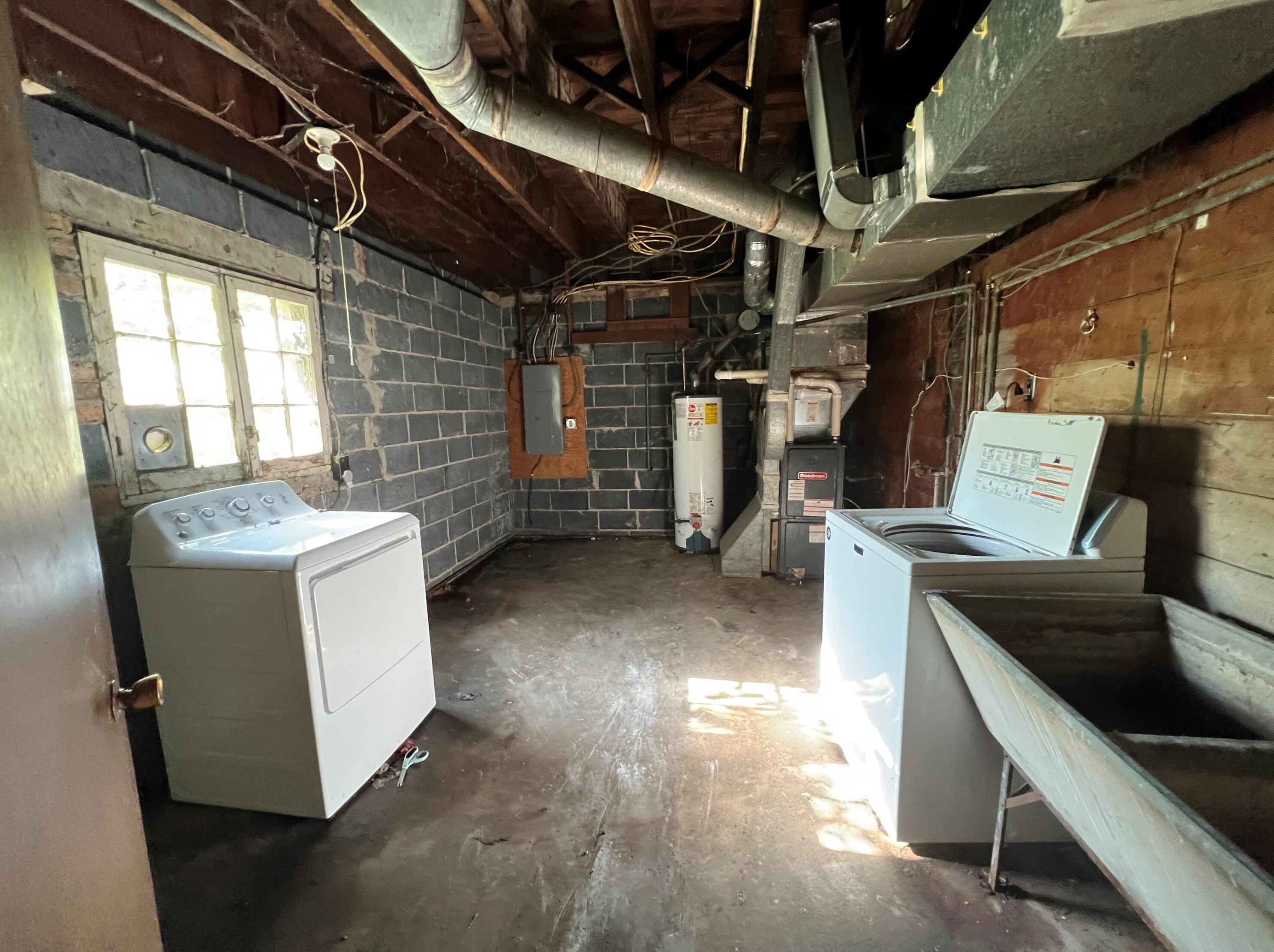 209 Beloit St, Delavan WI 53115-1603 exterior