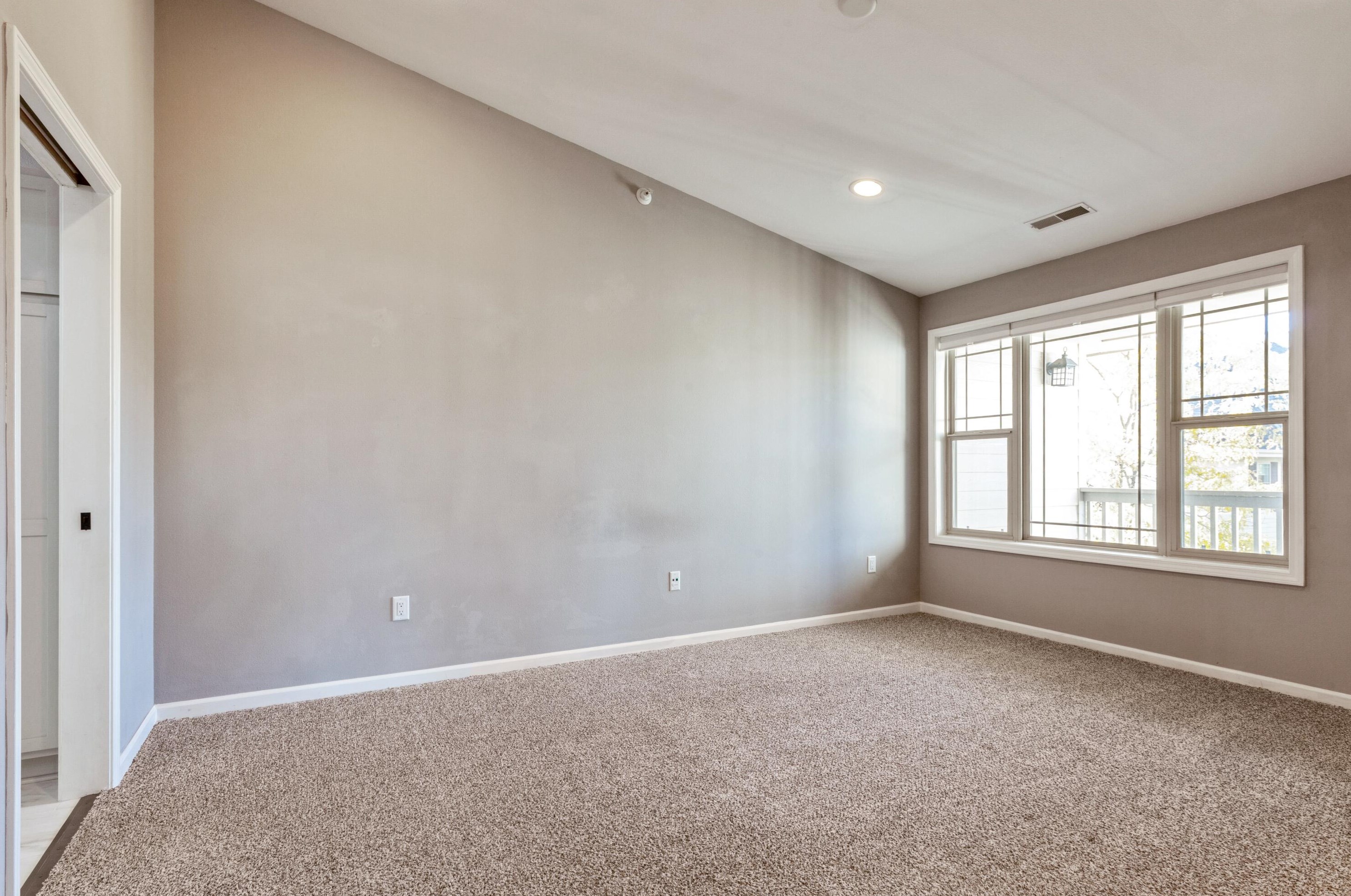 8597 Deerwood Ln, Hales Corners WI  53132-8006 exterior