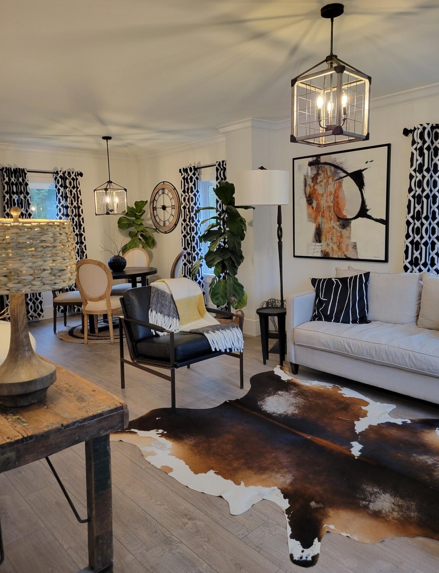 412 Court St, Elkhorn WI  53121-1964 exterior