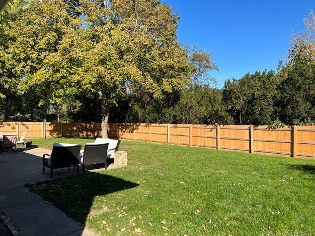 3323 Green Meadows Ln, Racine WI  53405-4706 exterior