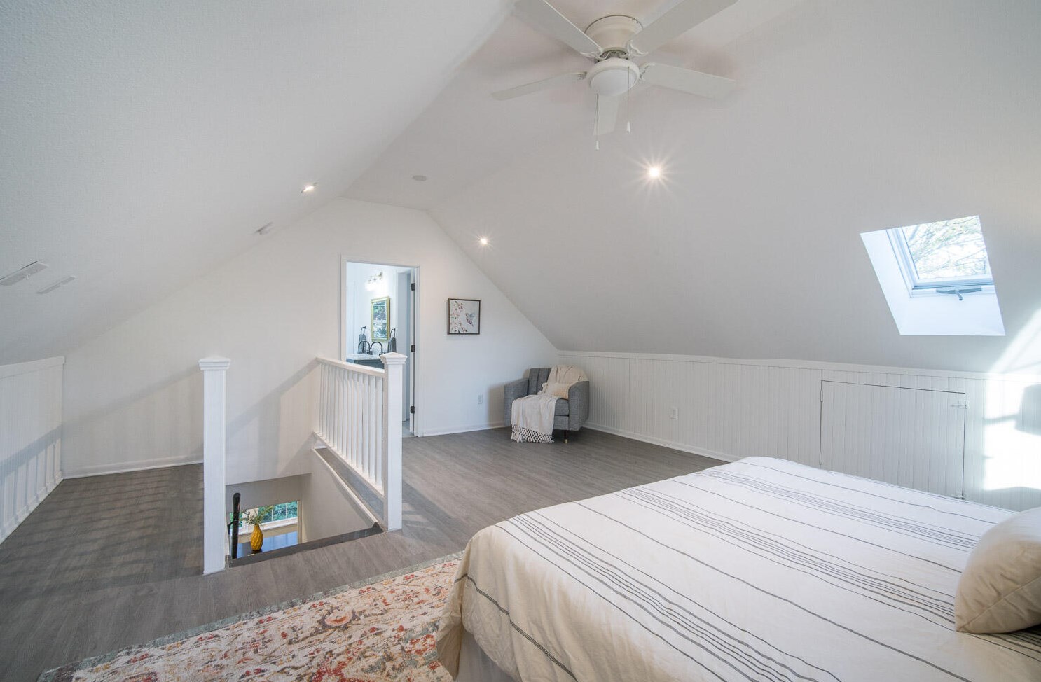 215 Bobolink Dr, Brookfield WI  53005-8033 exterior