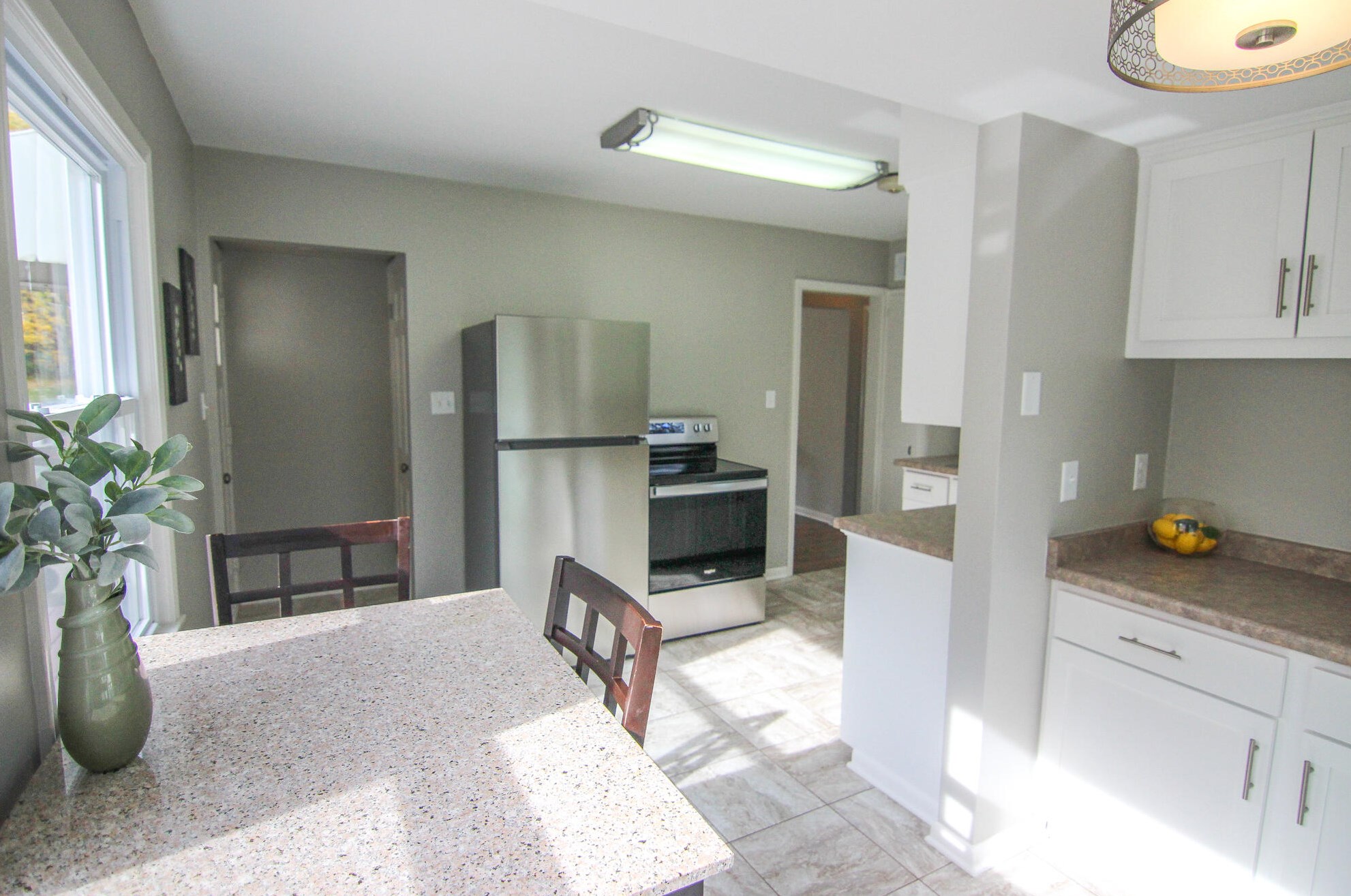 1044 7th Ave, Grafton WI  53024-1810 exterior