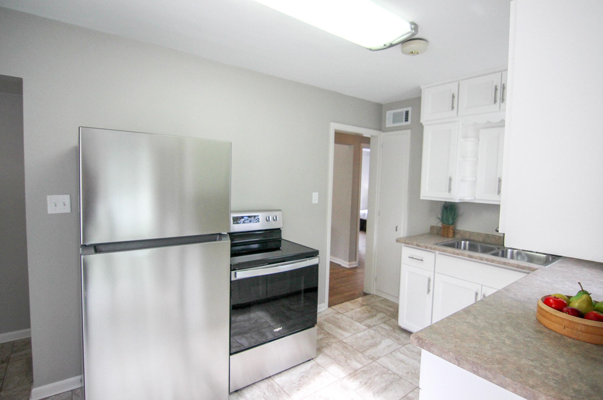 1044 7th Ave, Grafton WI  53024-1810 exterior