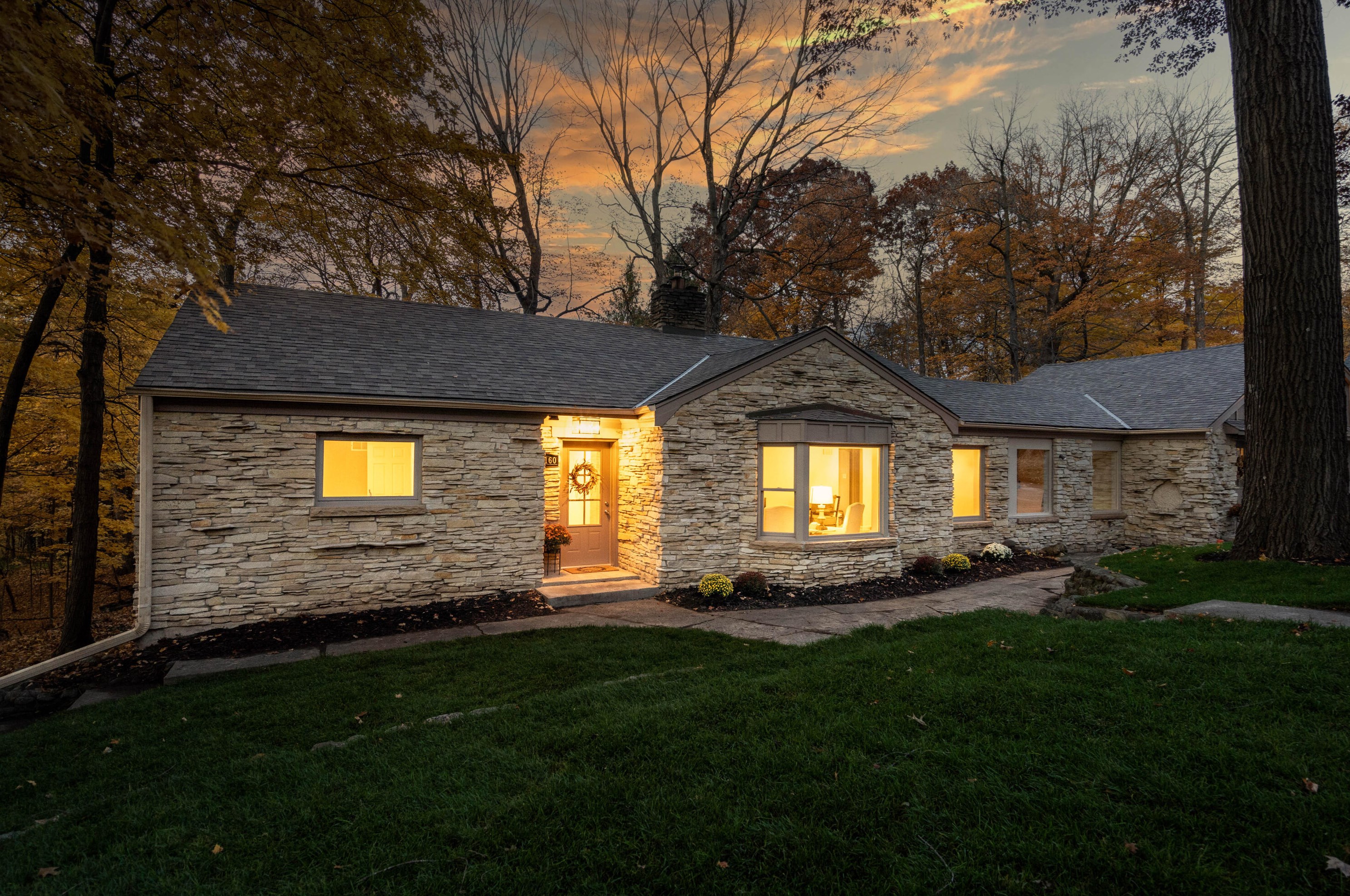 19160 North Ave, Brookfield WI  53045-4186 exterior