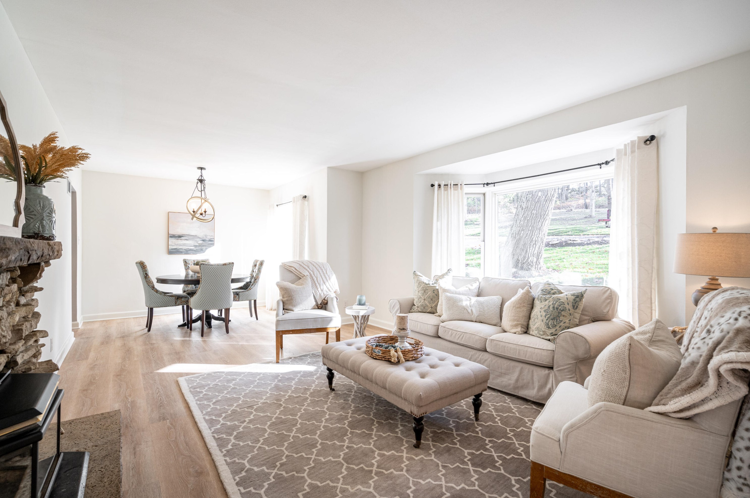 19160 North Ave, Brookfield WI  53045-4186 exterior