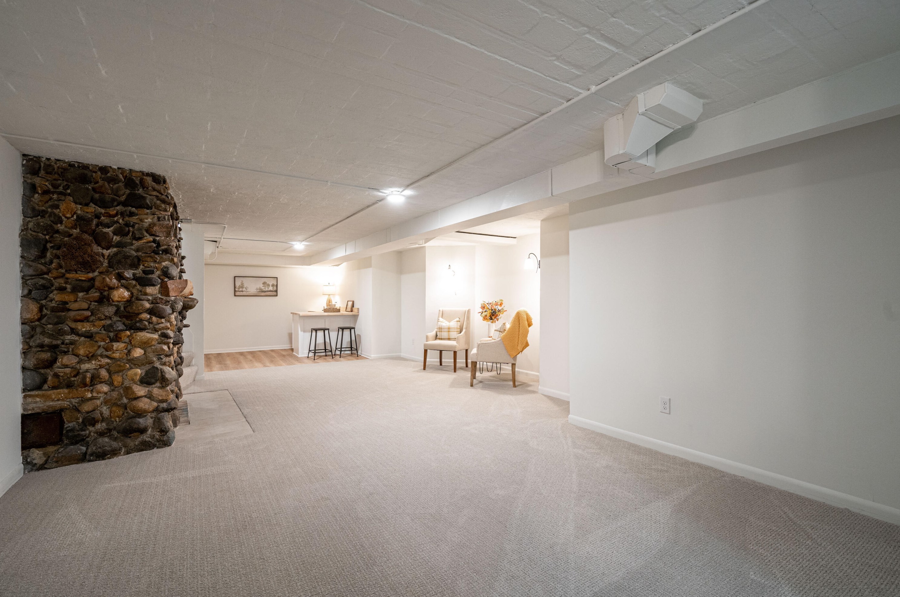 19160 North Ave, Brookfield WI  53045-4186 exterior