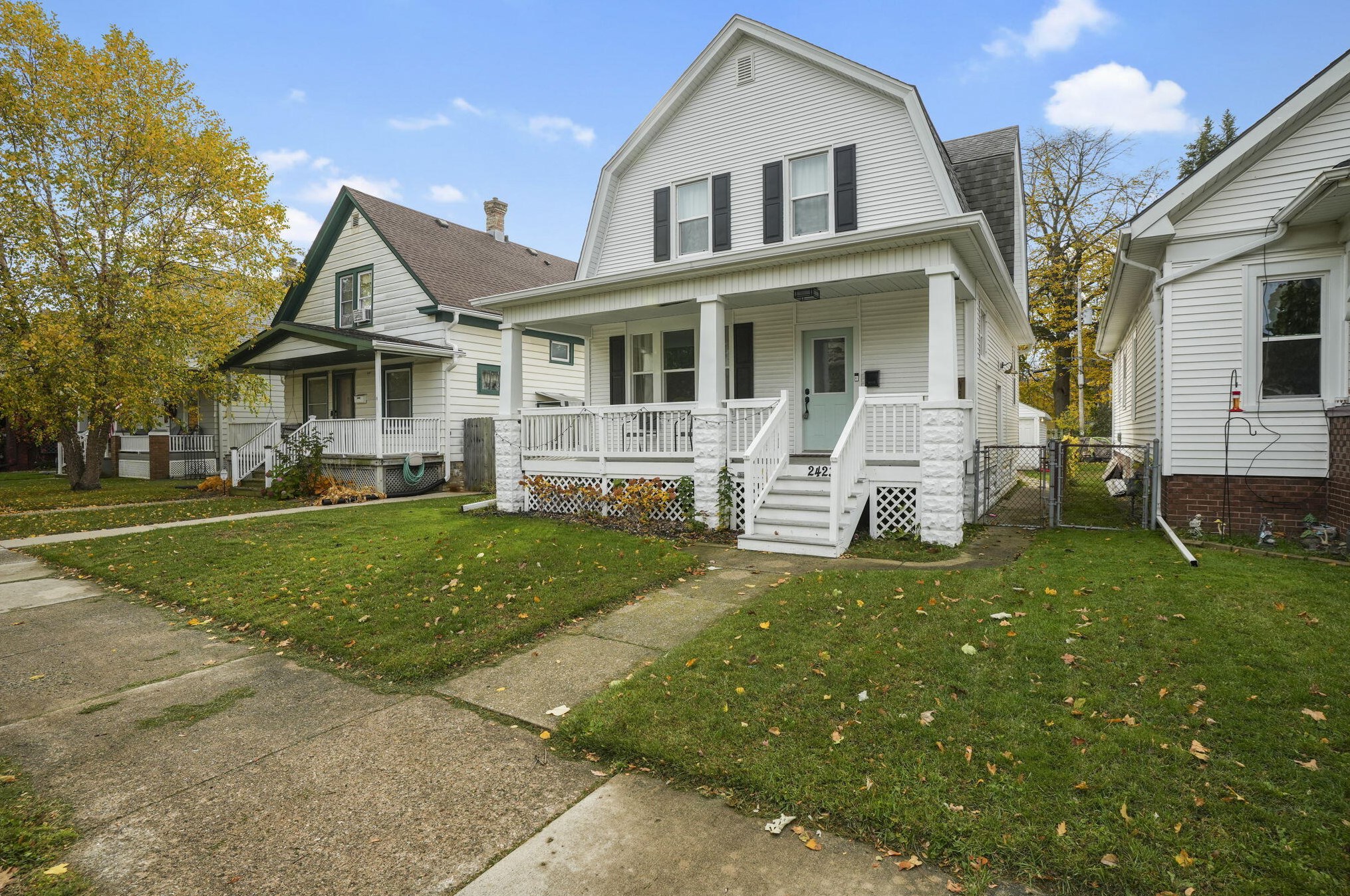 2423 Carmel Ave, Racine WI  53405-2507 exterior