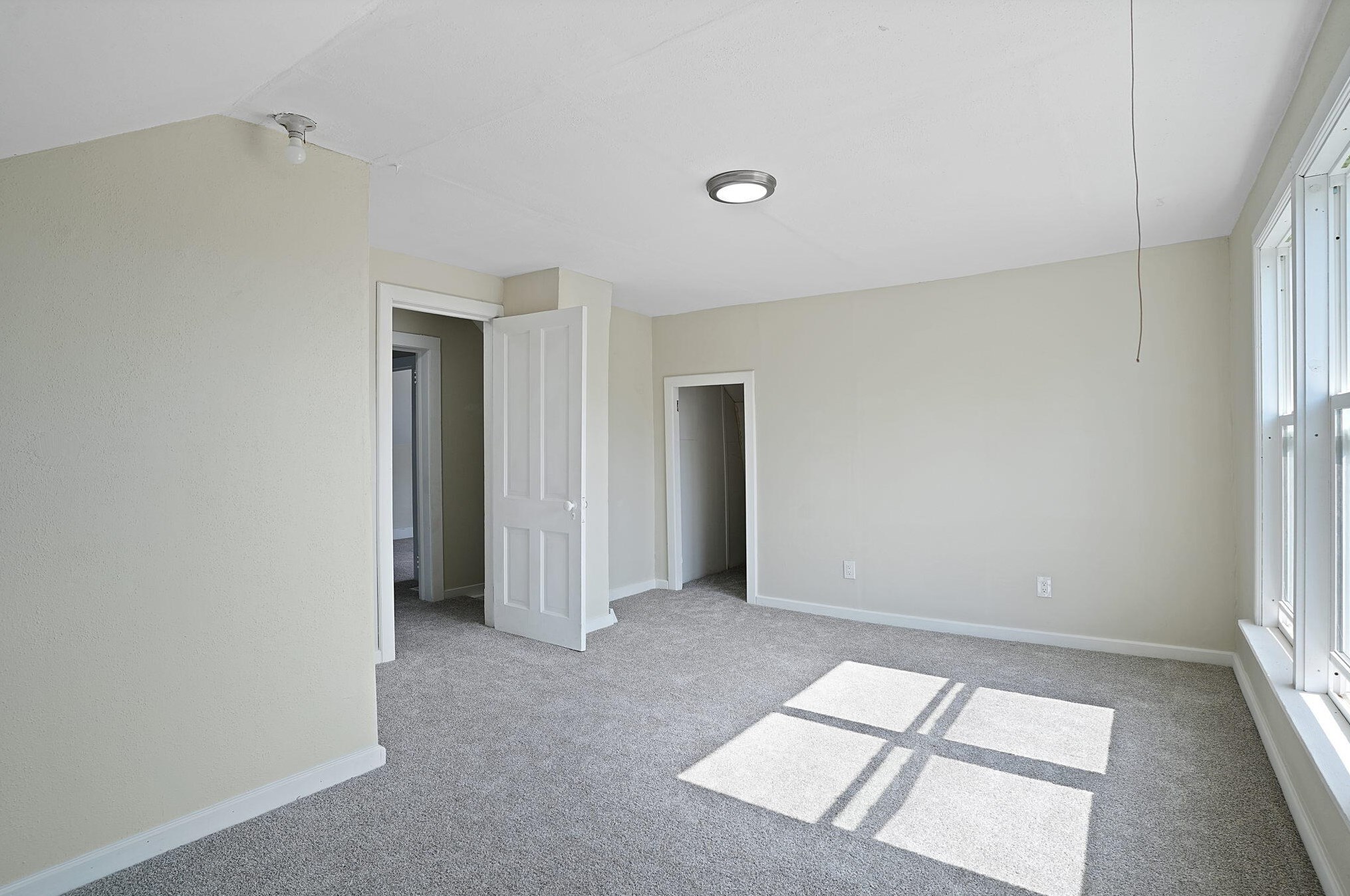1823 Taylor Ave, Racine WI  53403-2477 exterior