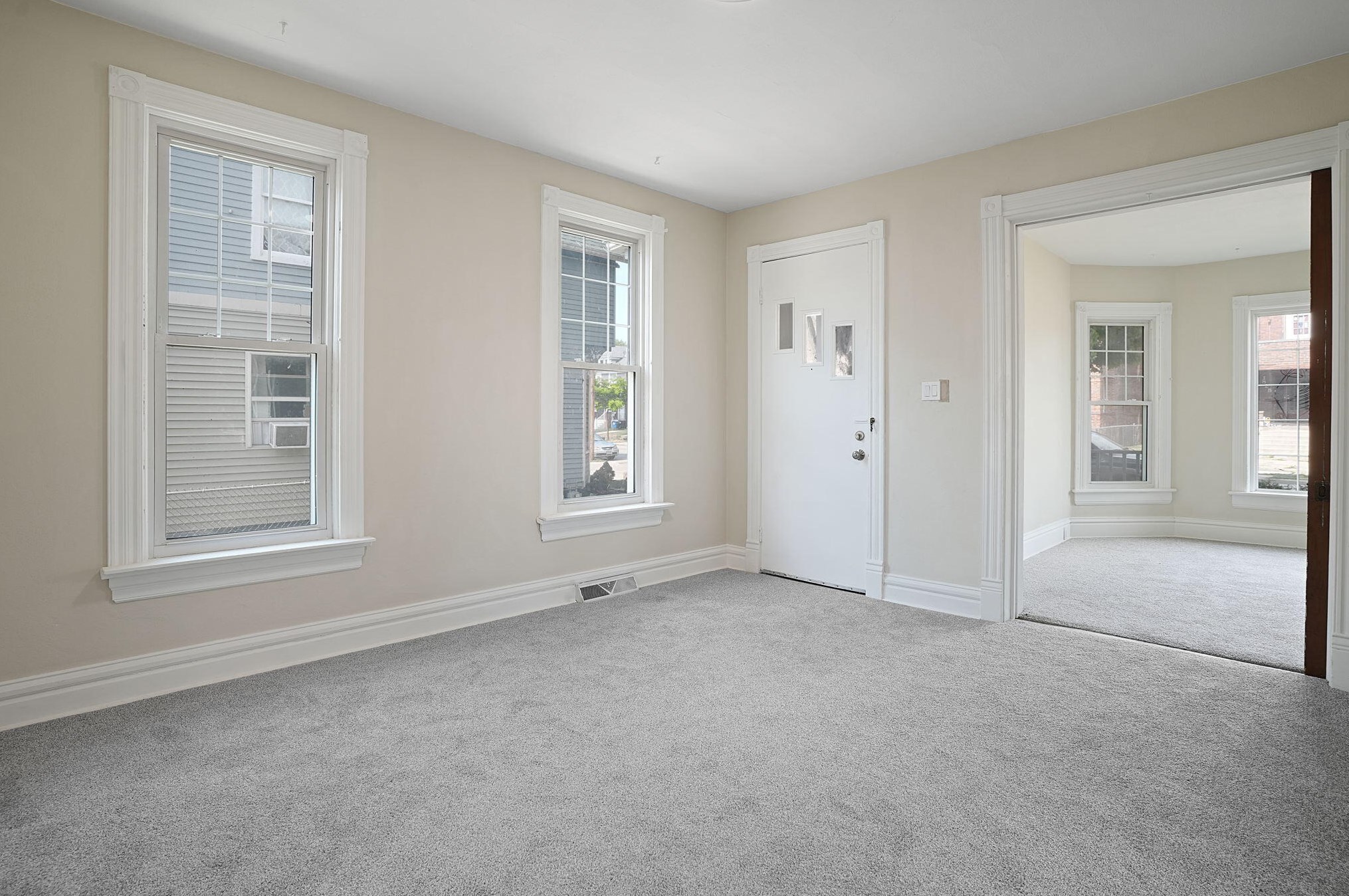 1823 Taylor Ave, Racine WI  53403-2477 exterior