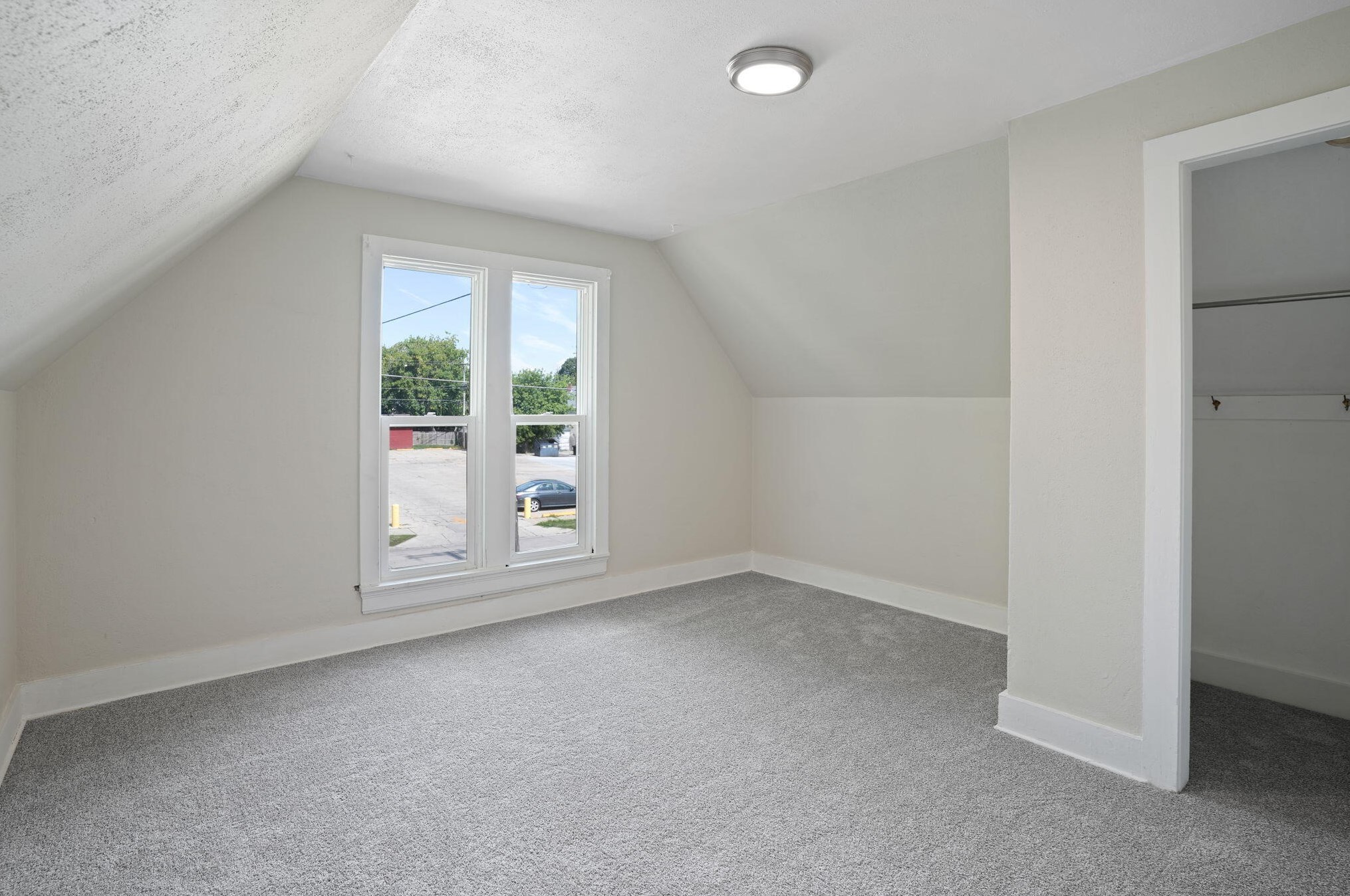 1823 Taylor Ave, Racine WI  53403-2477 exterior