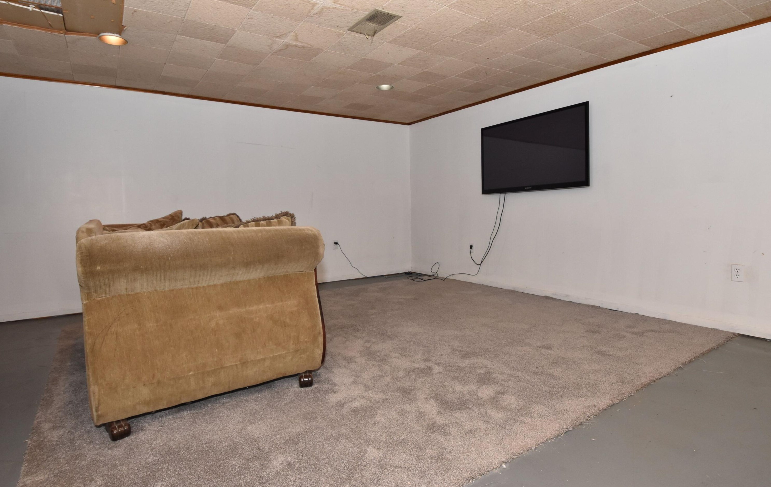 9012 70th St, Milwaukee WI  53223-2114 exterior