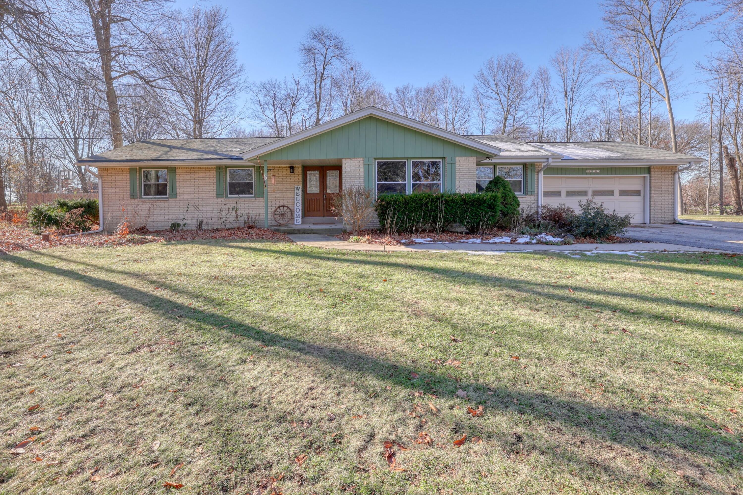 N115W19979 Woodland Dr, Germantown, WI 53022 MLS 1818592 Coldwell