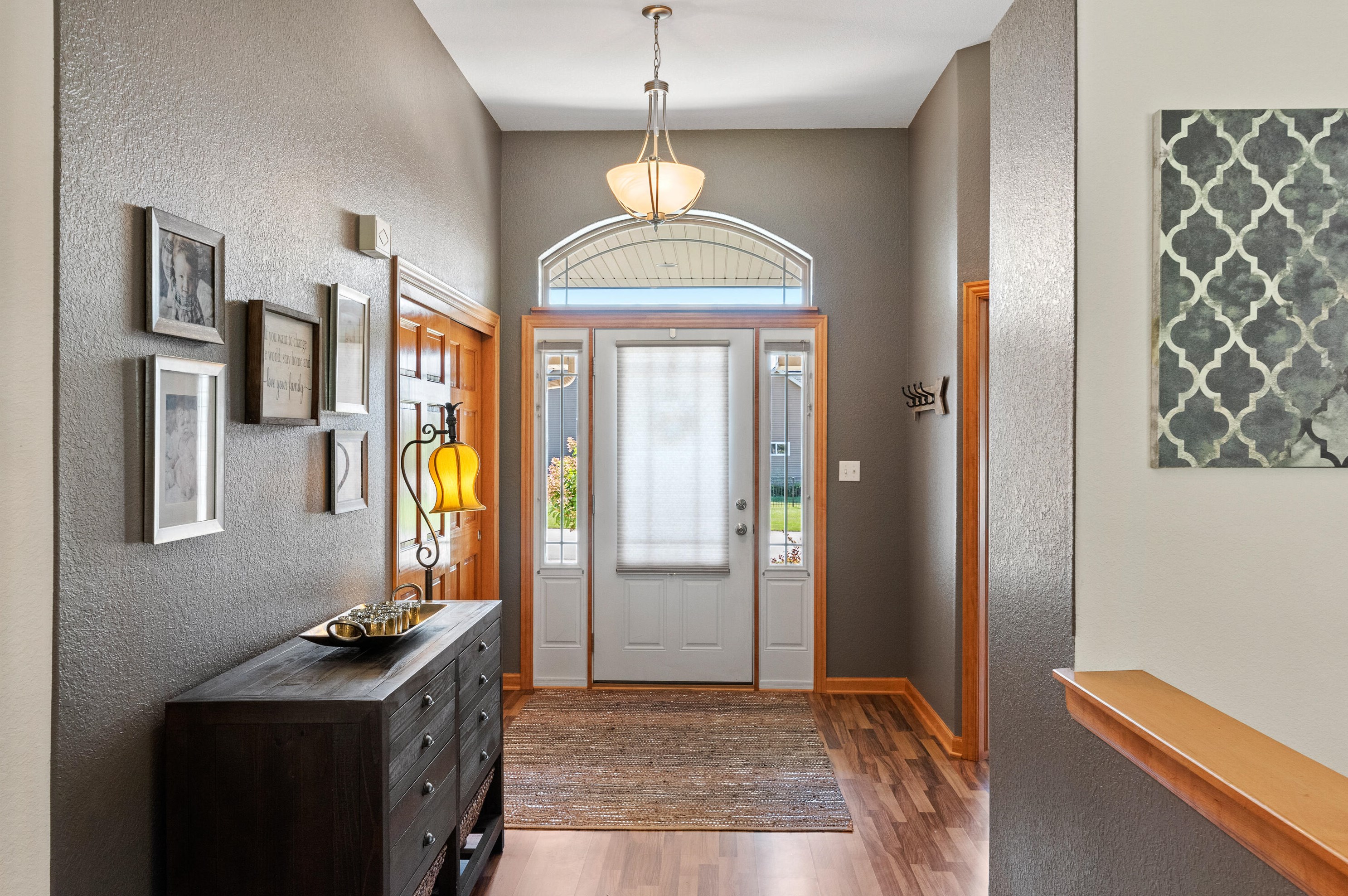 3880 Green Meadows Ct, Oak Creek WI  53154-6653 exterior