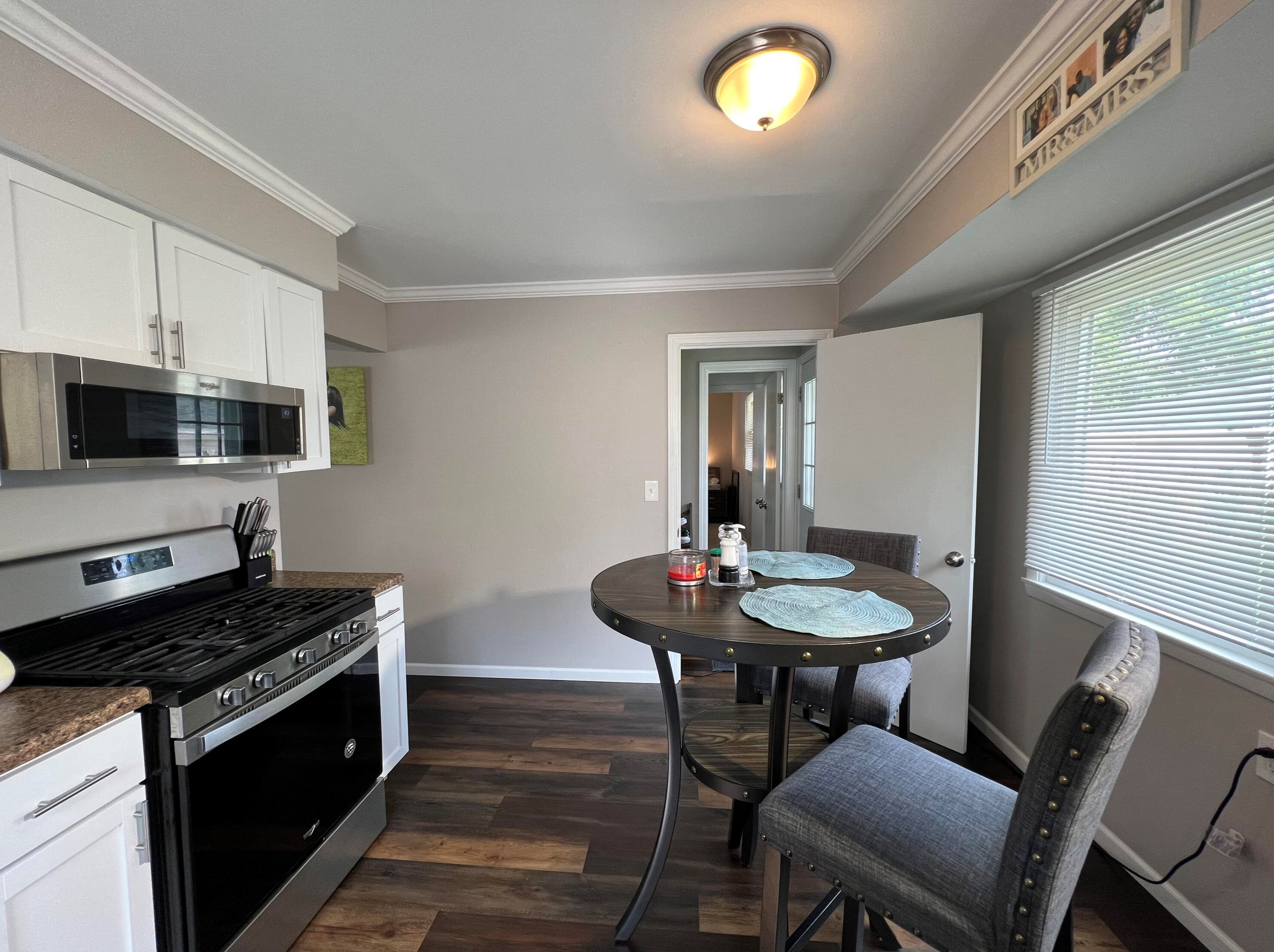 6754 51st St, Milwaukee WI  53223-6037 exterior