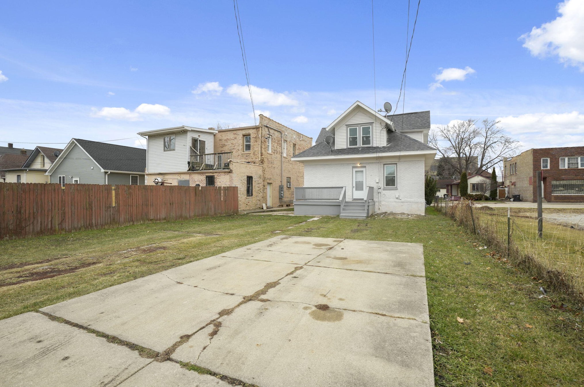 2213 Racine St, Racine WI  53403-3344 exterior