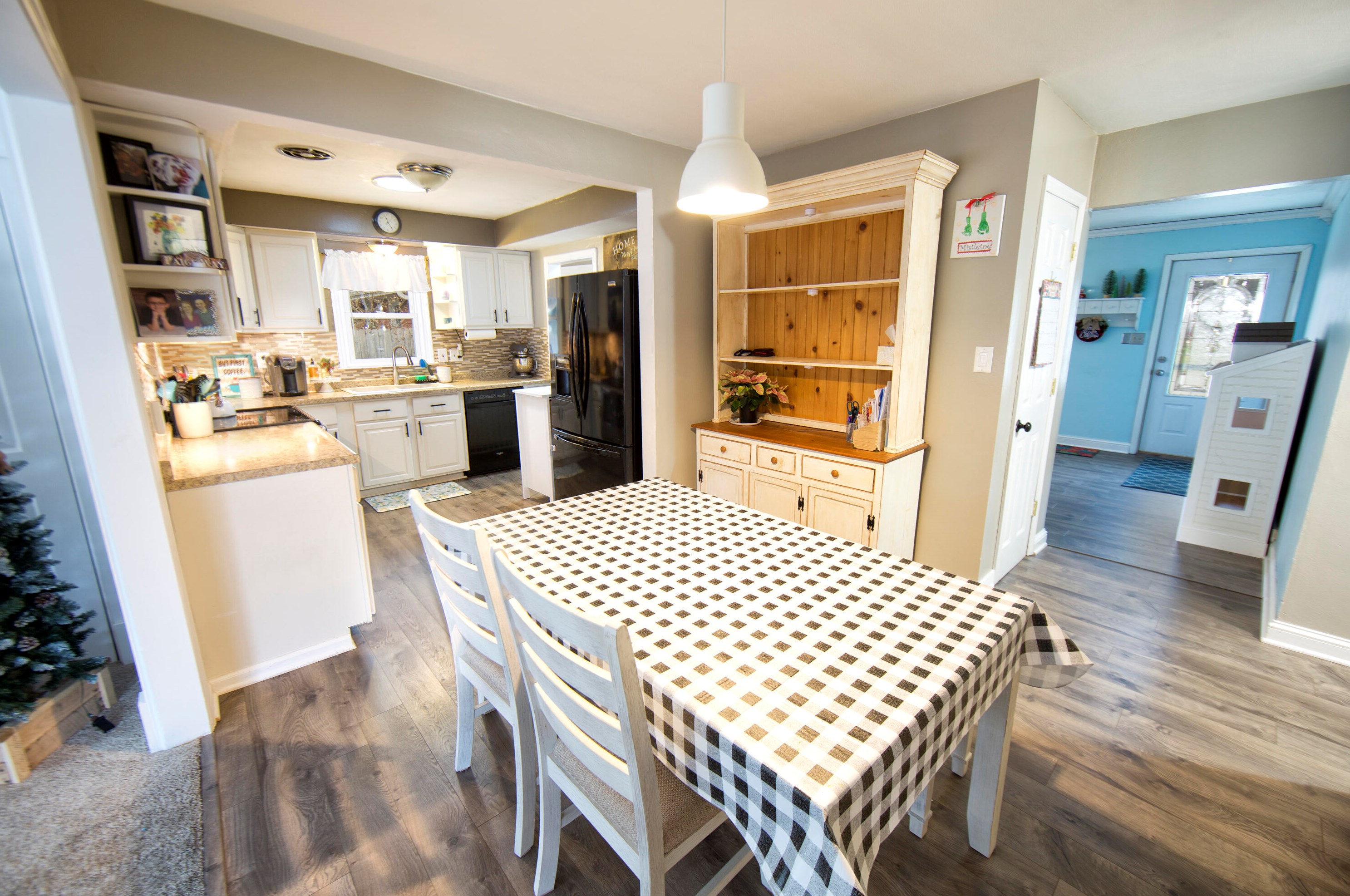 4418 107, Milwaukee WI 53225-4524 exterior