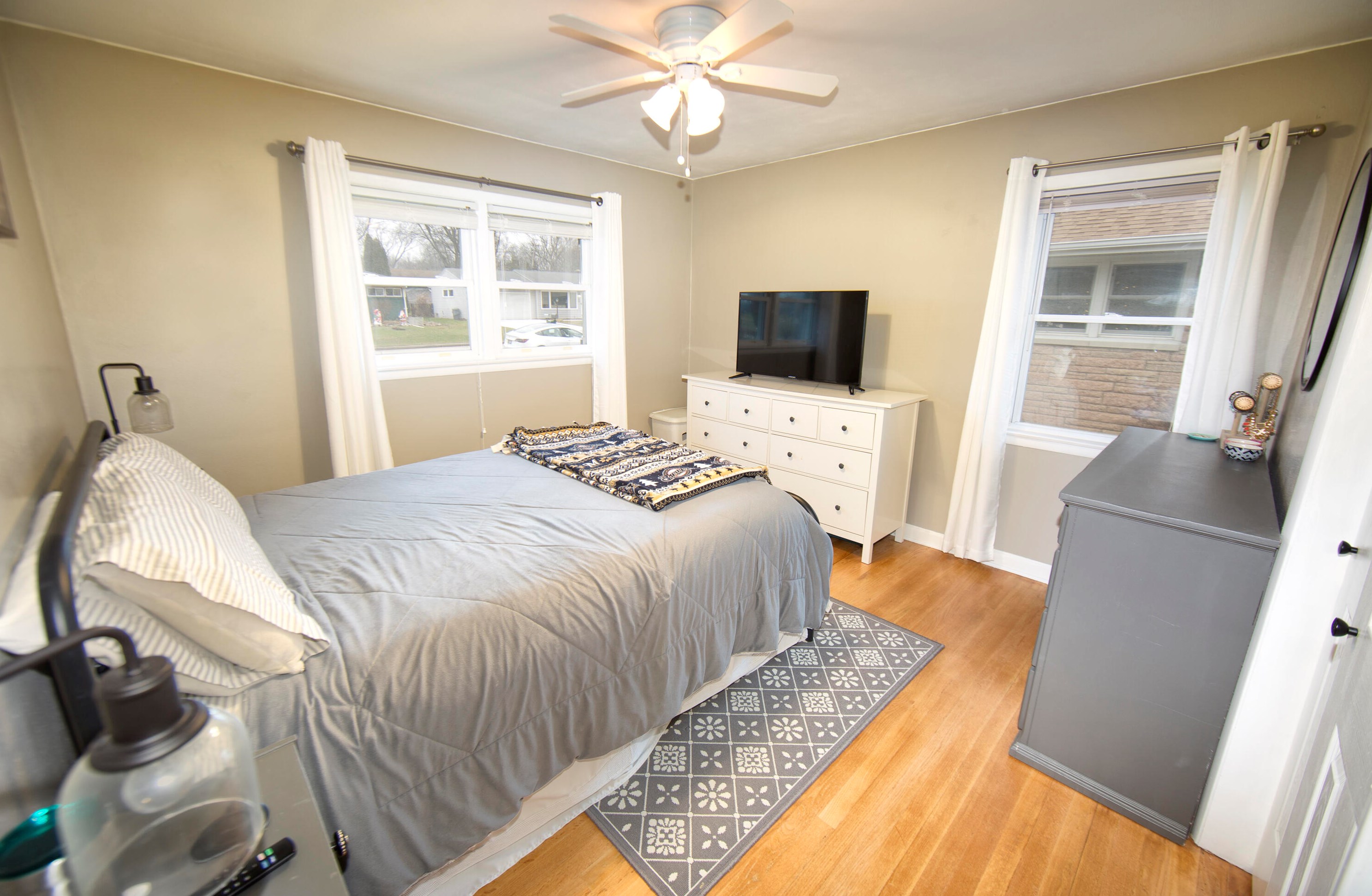 4418 107, Milwaukee WI 53225-4524 exterior