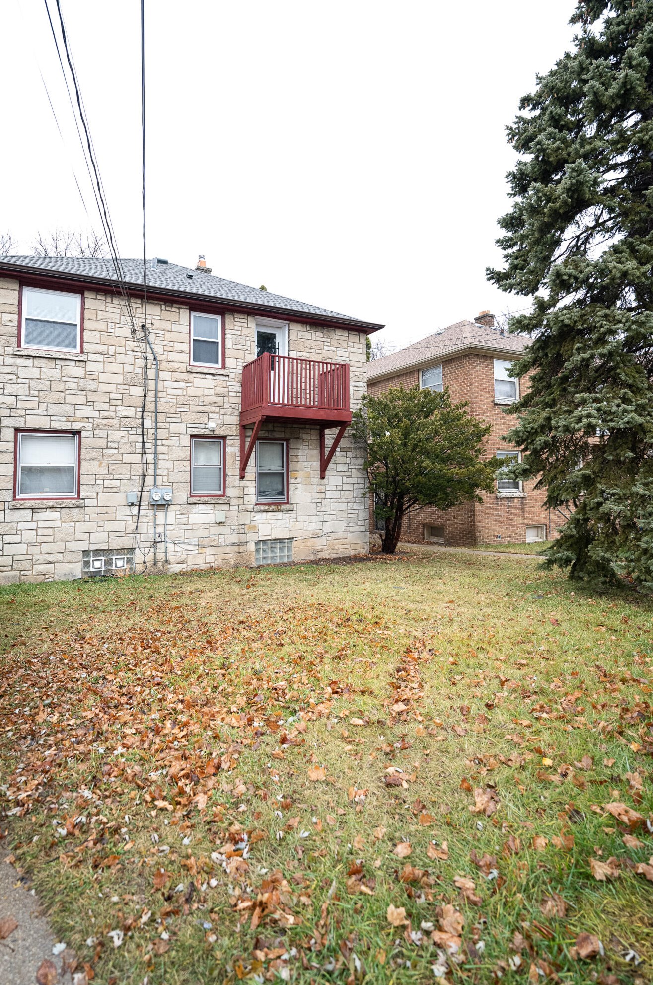 3806 53, Milwaukee WI 53216-2202 exterior