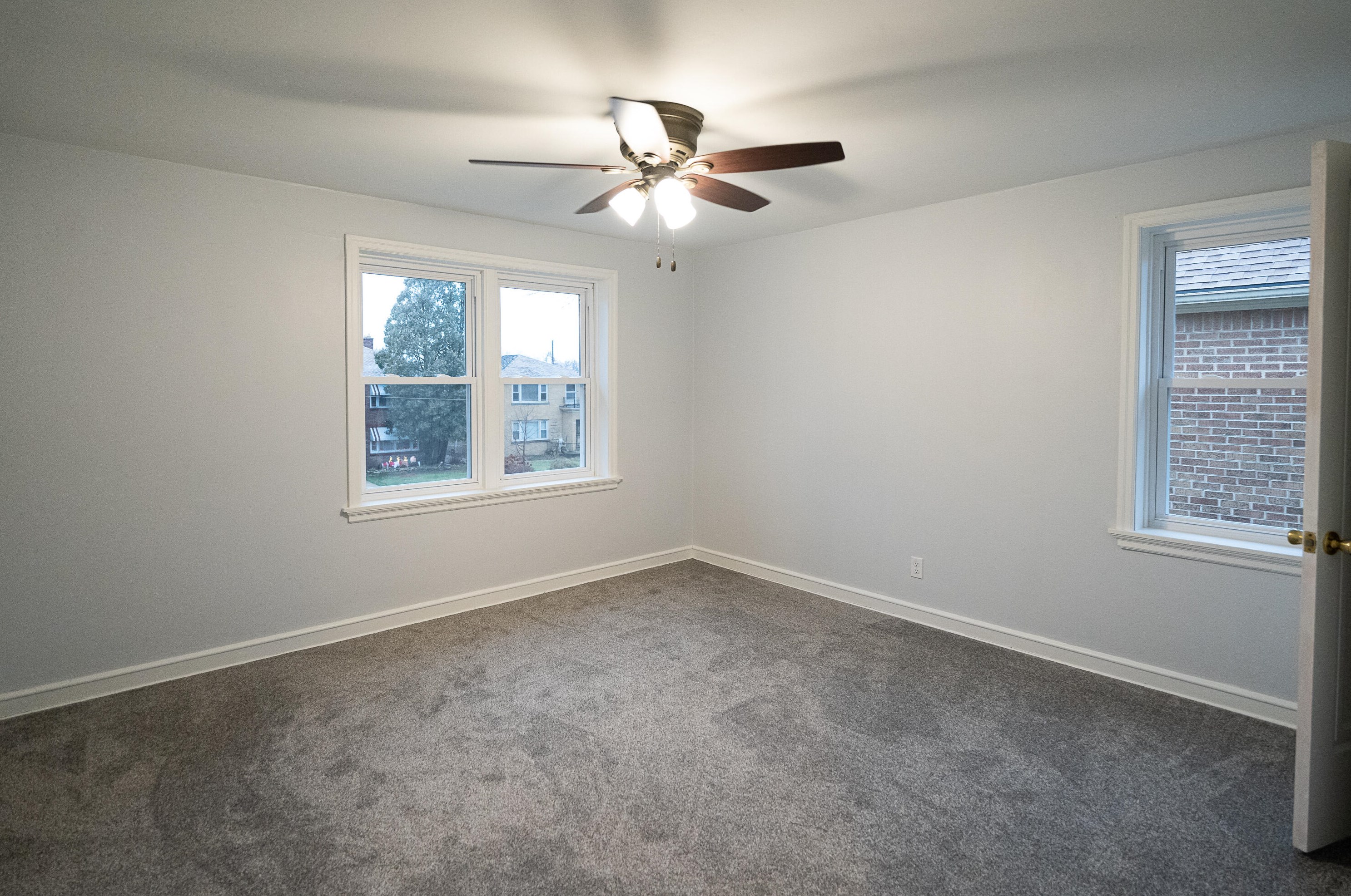 3806 53, Milwaukee WI 53216-2202 exterior