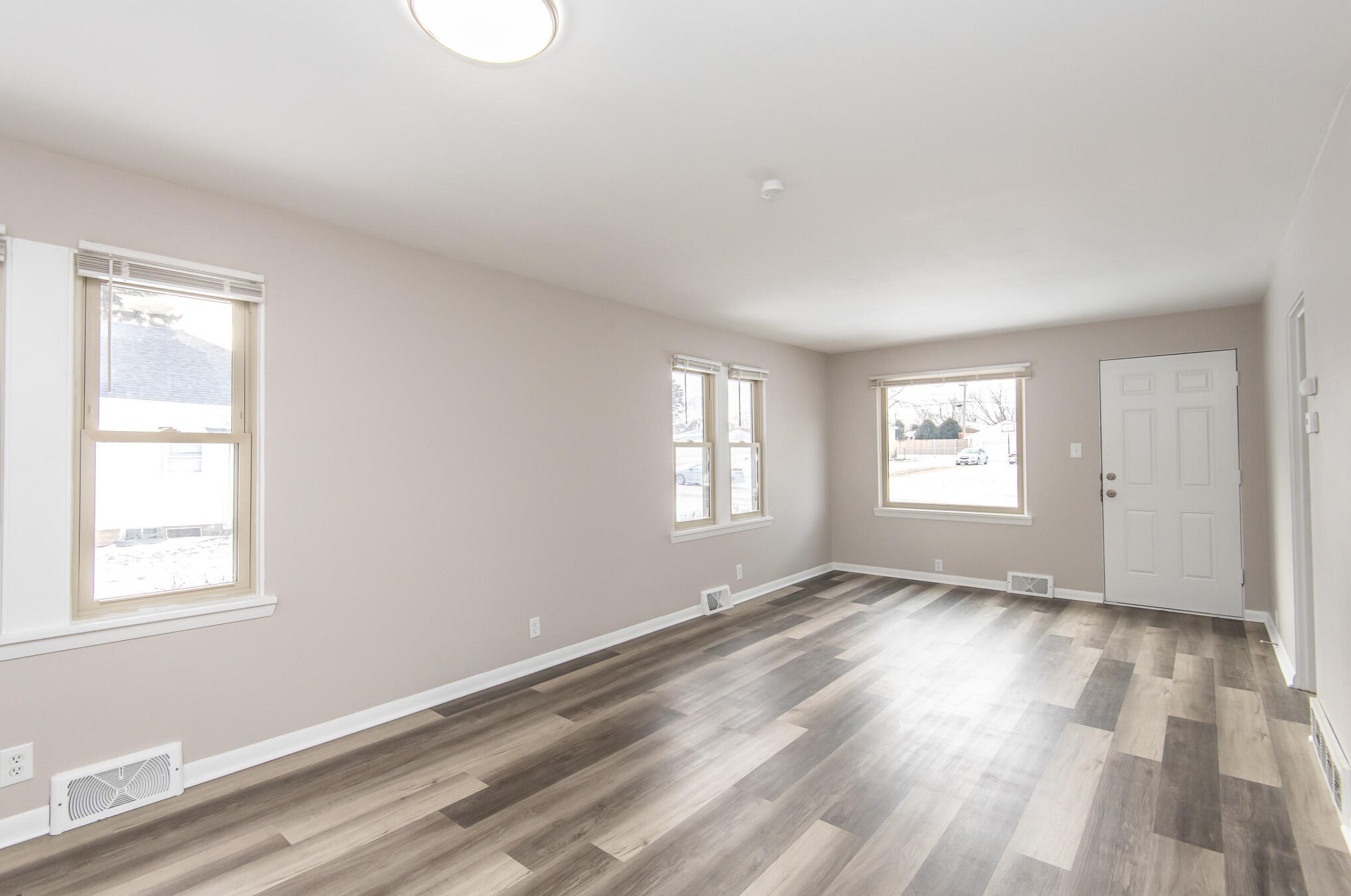 1013 Roosevelt Ave, Racine WI  53406-4144 exterior