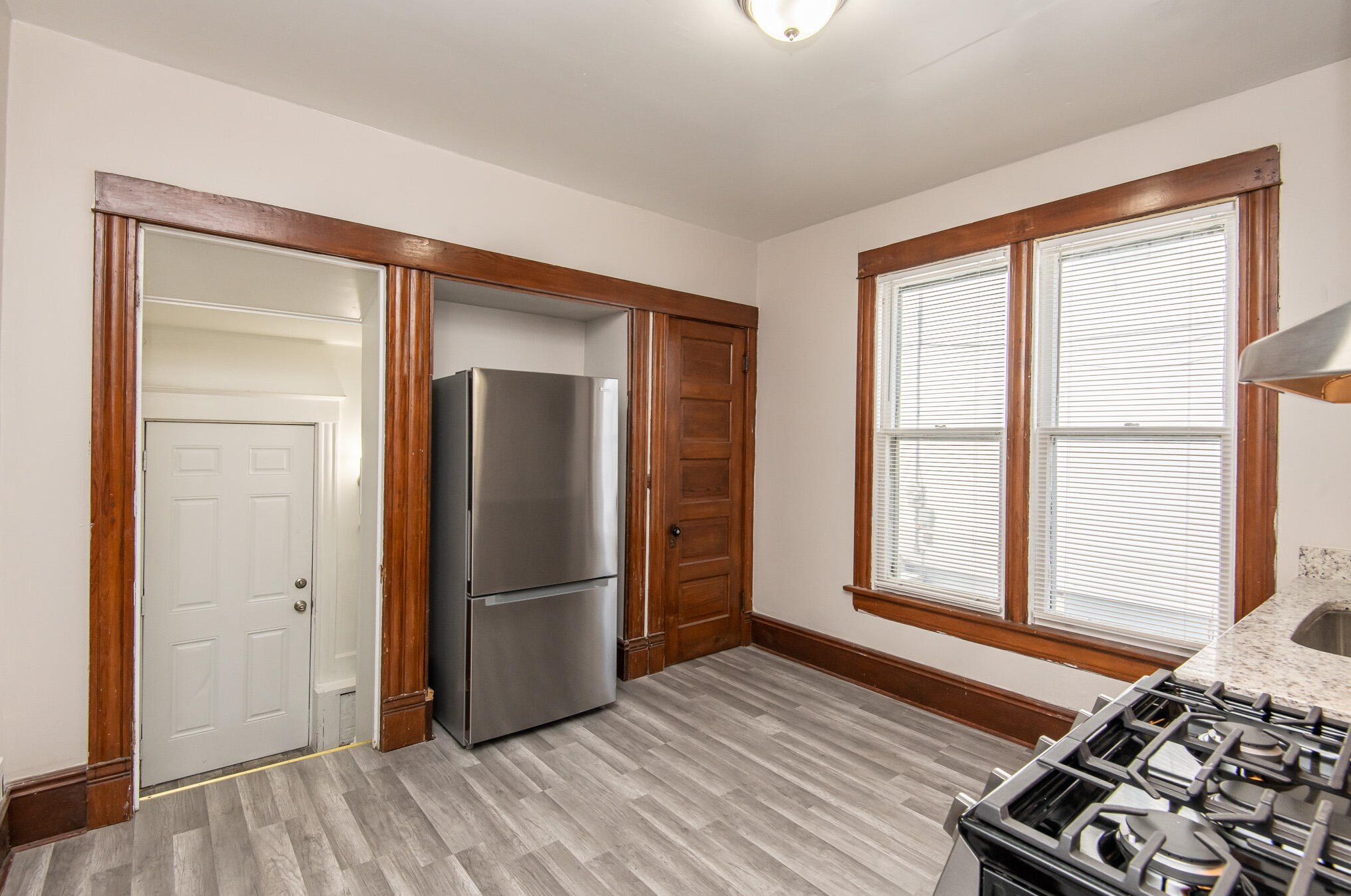 1522 Holmes Ave, Racine WI  53405-3587 exterior