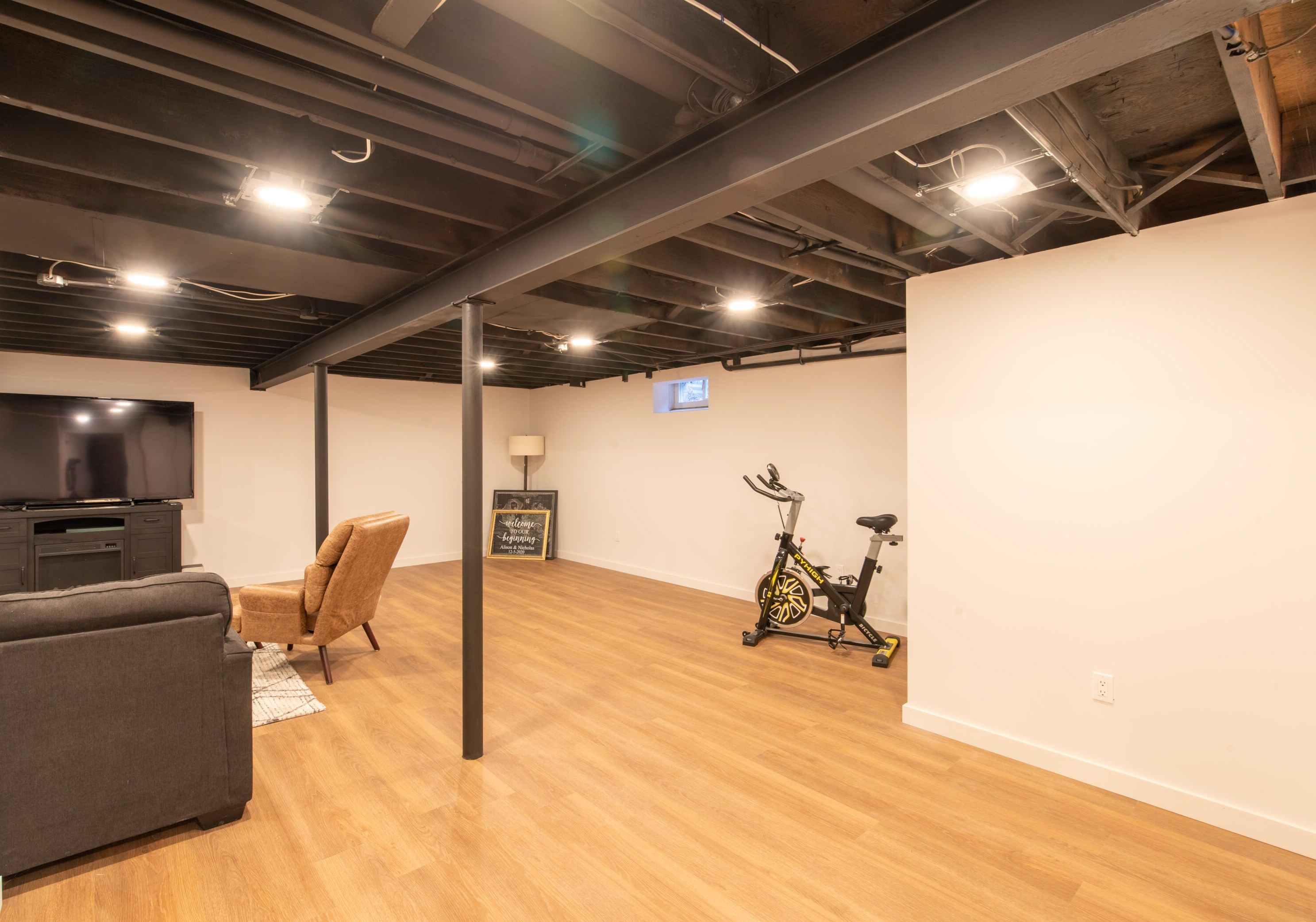 3220 129th St, Brookfield WI  53005-7702 exterior