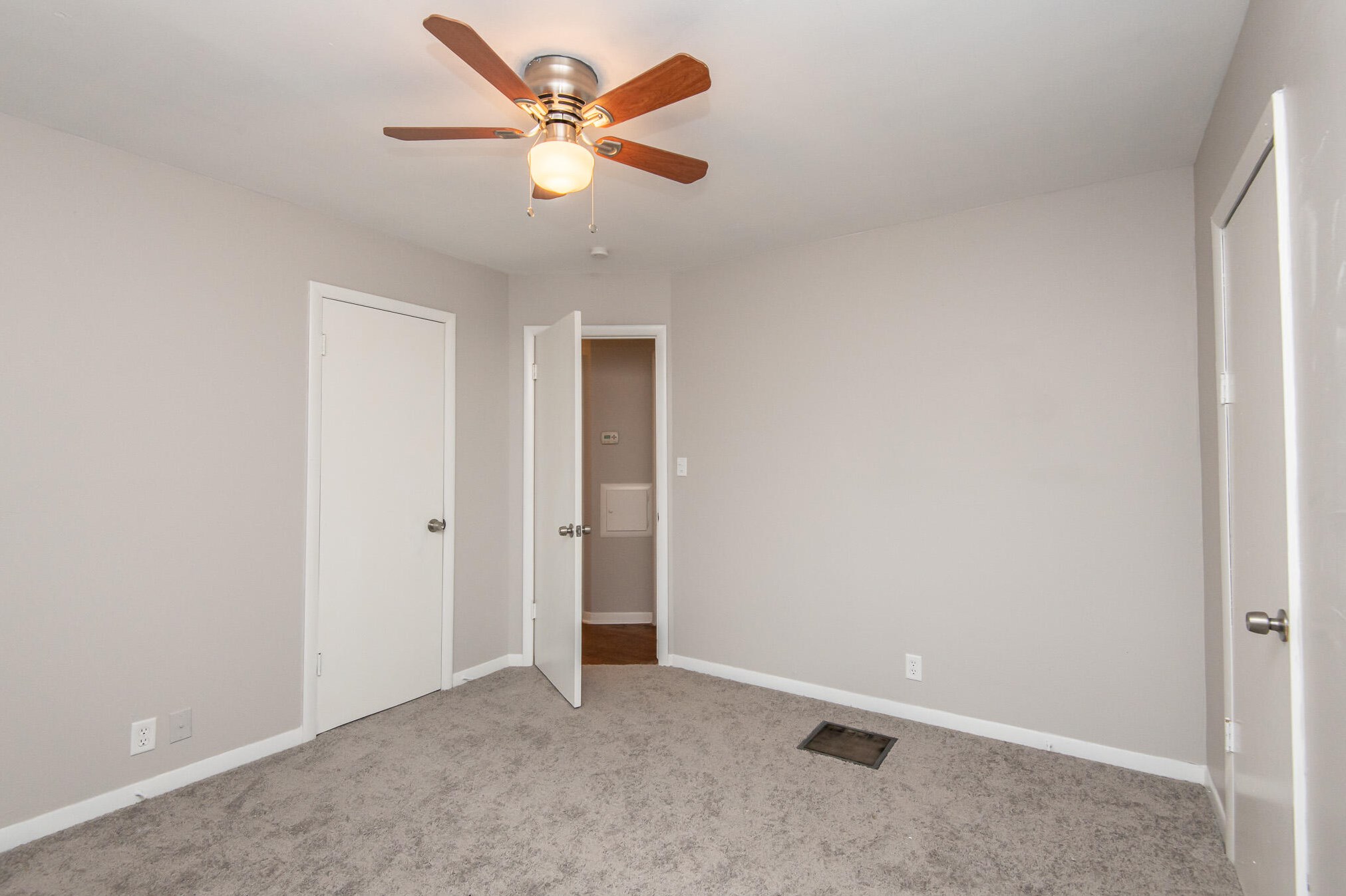 2112 Virginia St, Racine WI  53405-3950 exterior