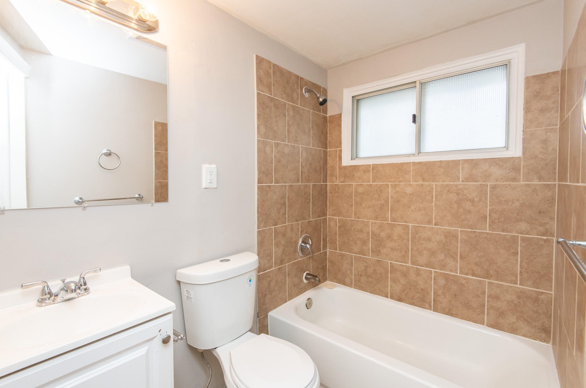 1825 English St, Racine WI  53404-2358 exterior