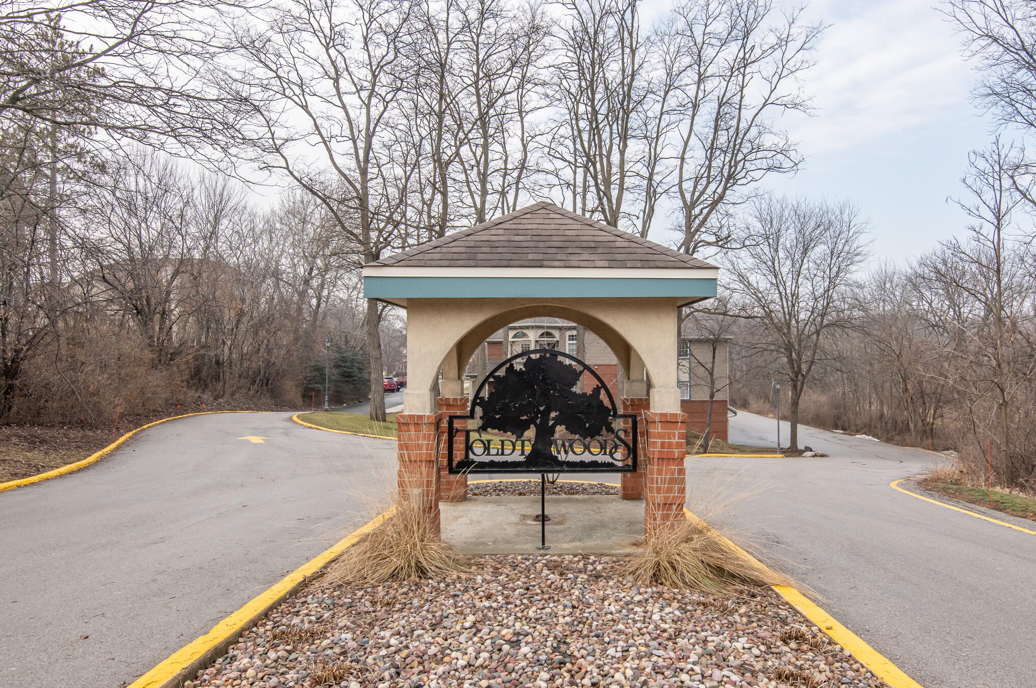 18980 Toldt Woods Dr, Brookfield WI  53045-6089 exterior