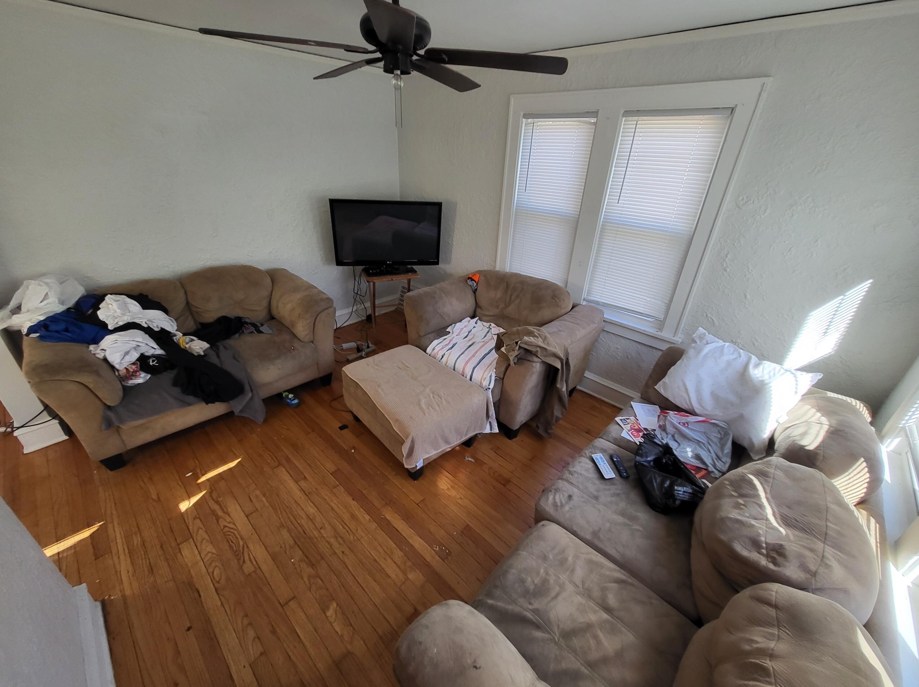 4651 48, Milwaukee WI 53220-4113 exterior