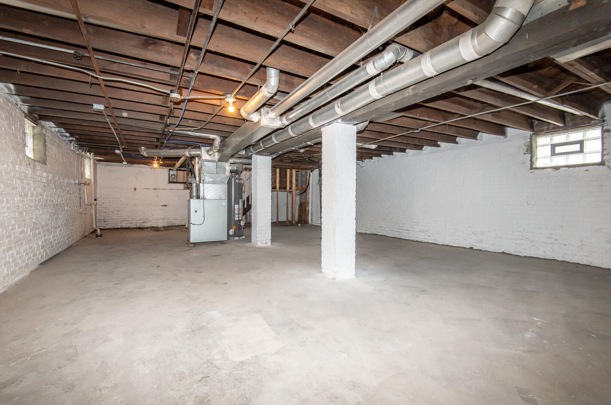 2016 Marquette St, Racine WI  53402-4640 exterior