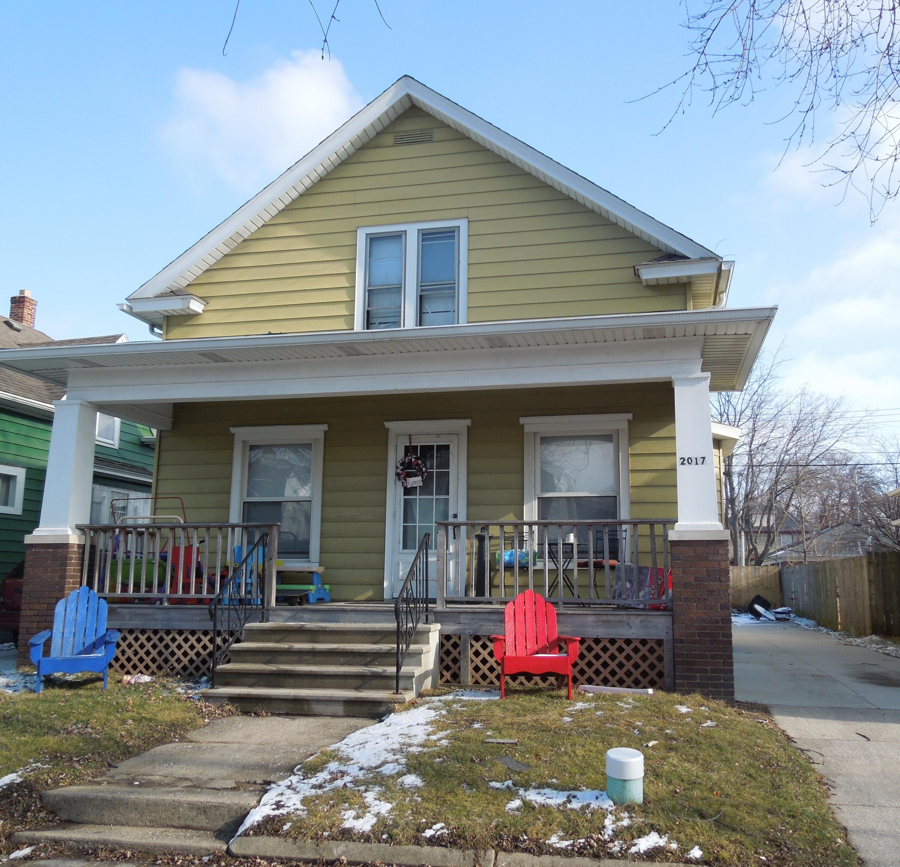 2017 Charles St, Racine, WI 53402 MLS 1822999 Coldwell Banker