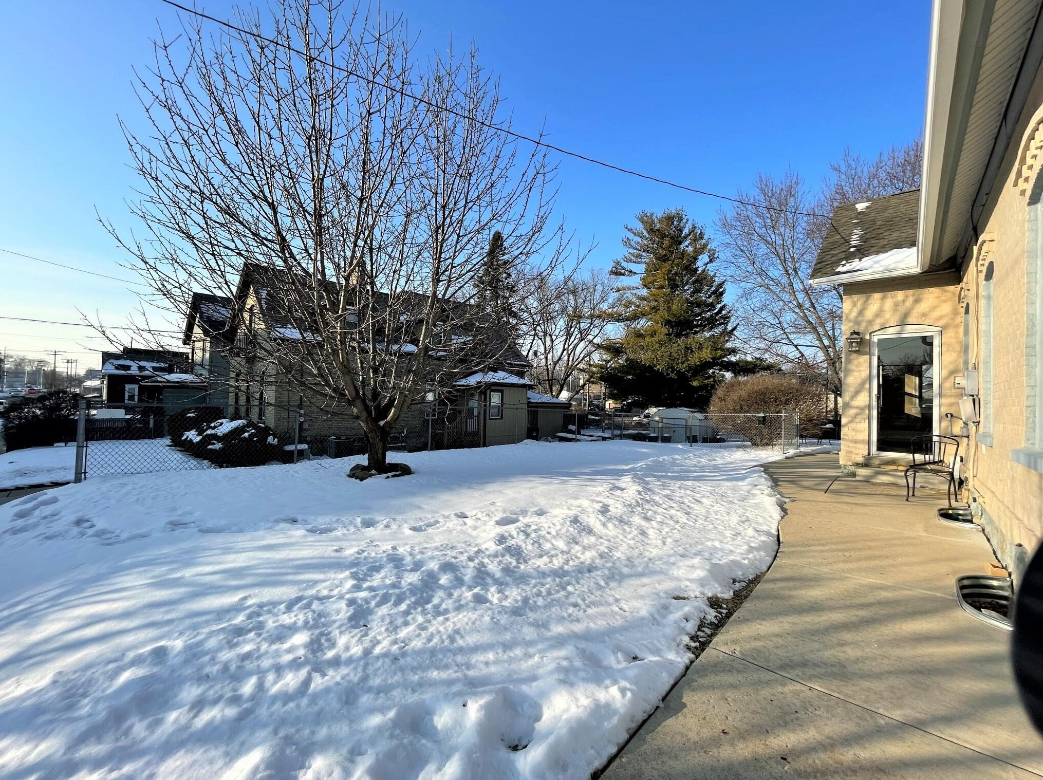 1628 Lasalle St, Racine WI  53402-4853 exterior