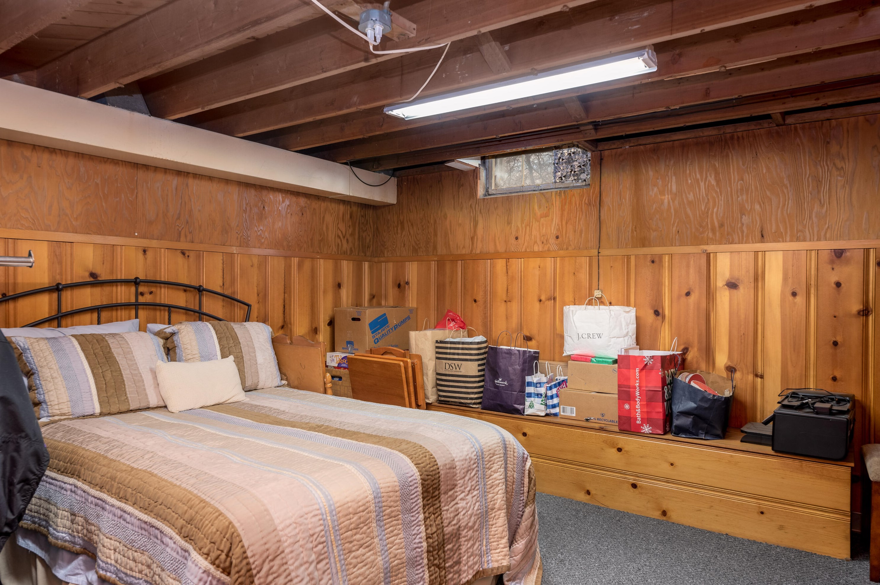 1275 Chester St, Brookfield WI  53005-7112 exterior