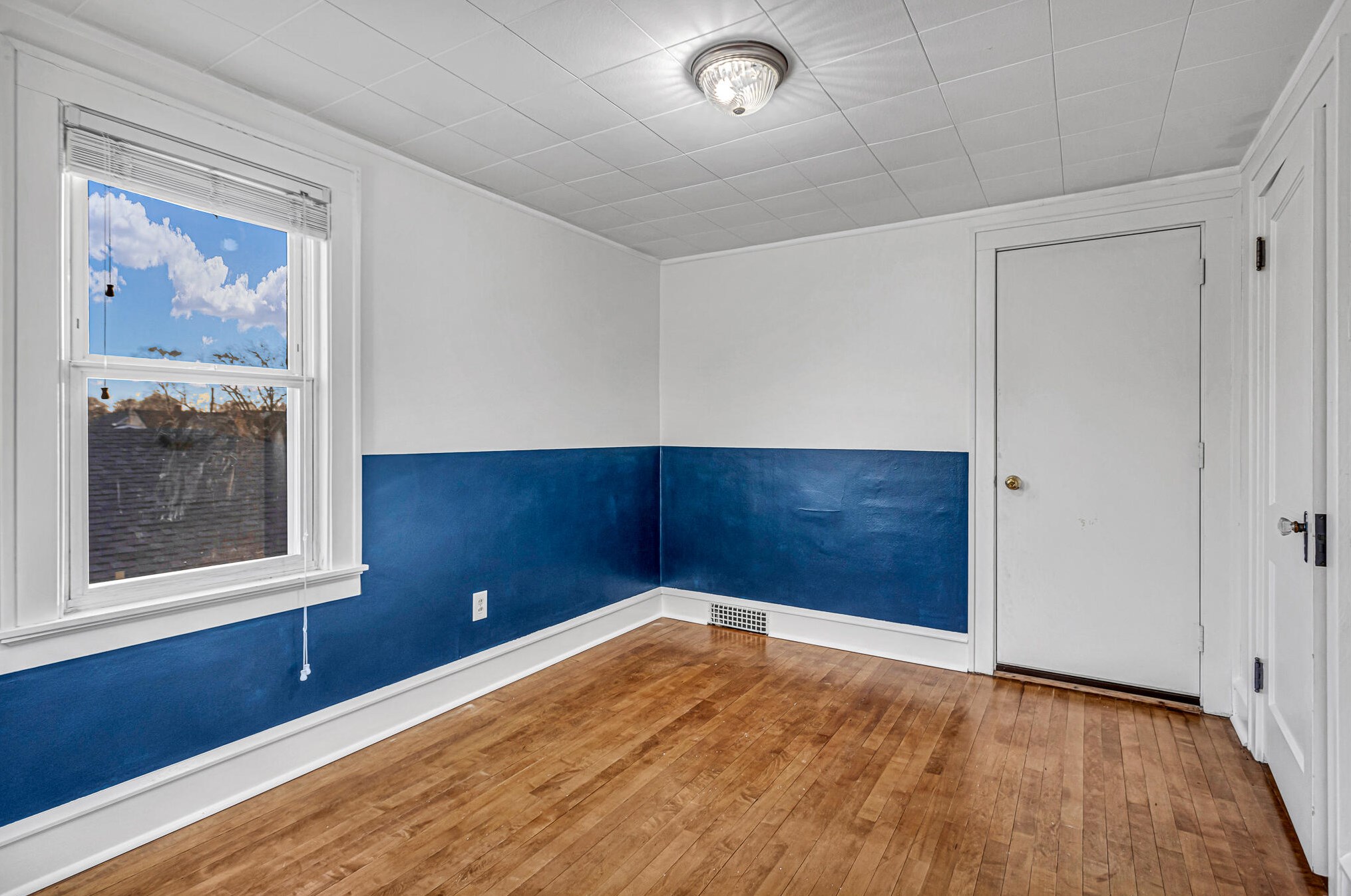 2524 10th St, Sheboygan WI  53081-6364 exterior