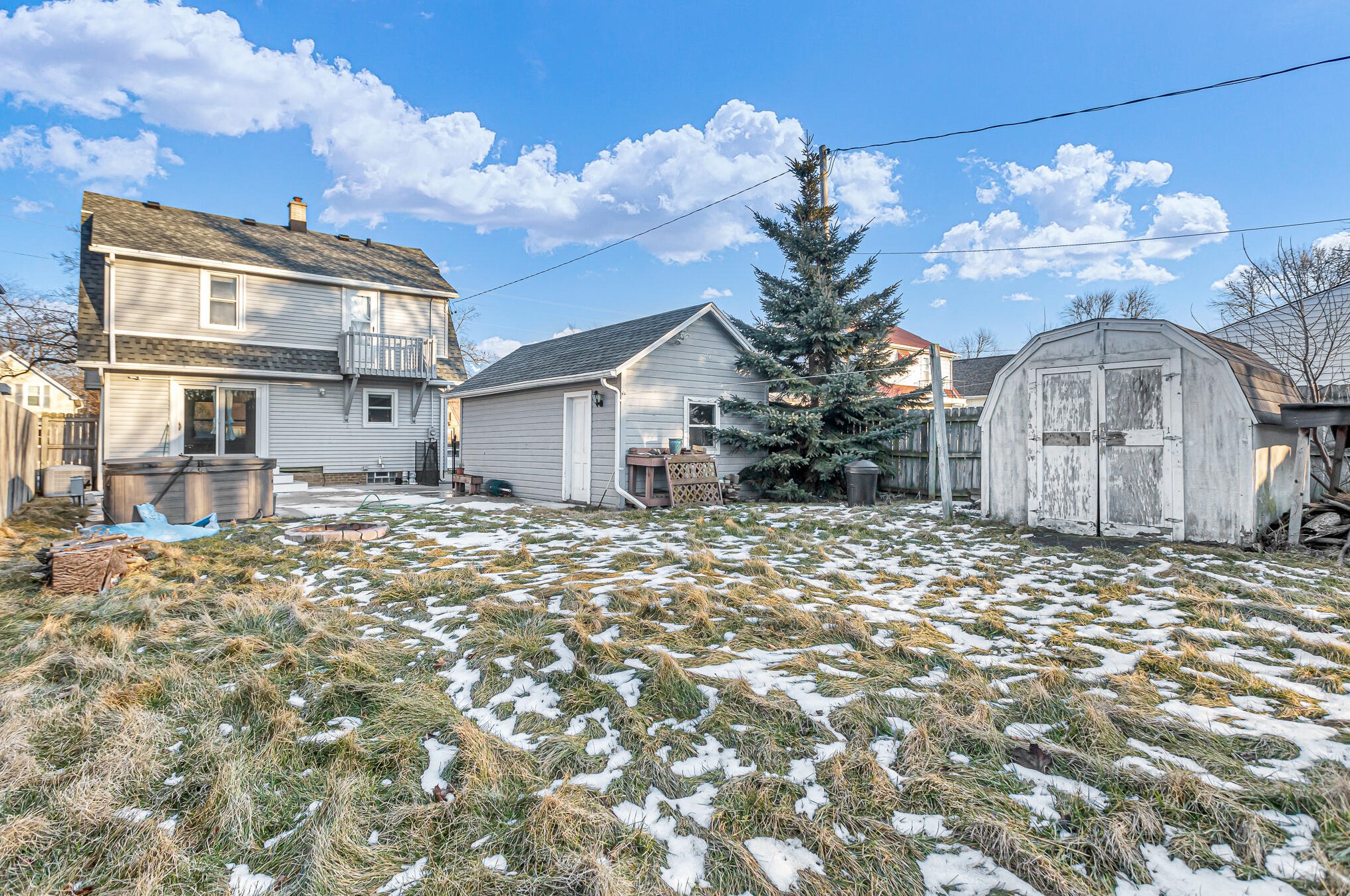 2524 10th St, Sheboygan WI  53081-6364 exterior