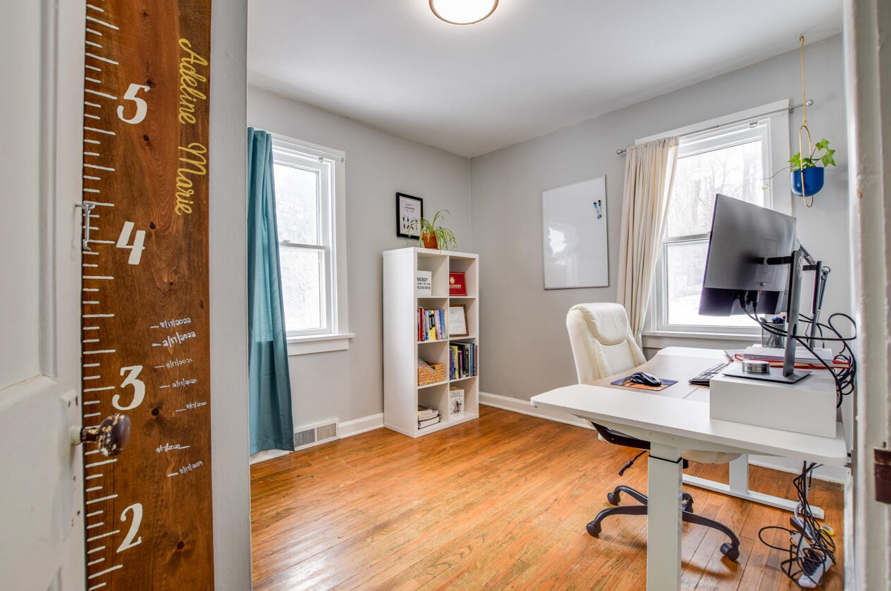 4117 Barby Ln, Madison WI 53704-1601 exterior