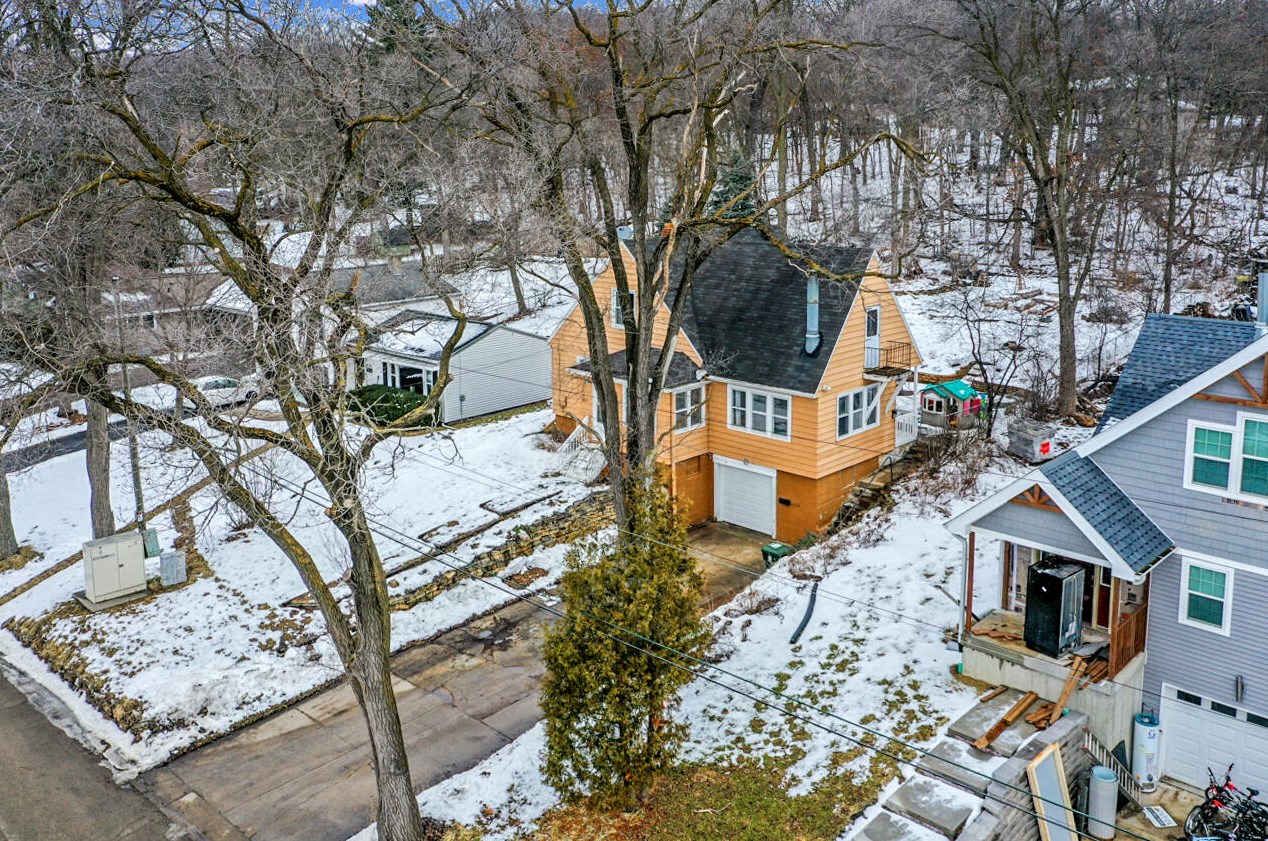 4117 Barby Ln, Madison WI 53704-1601 exterior