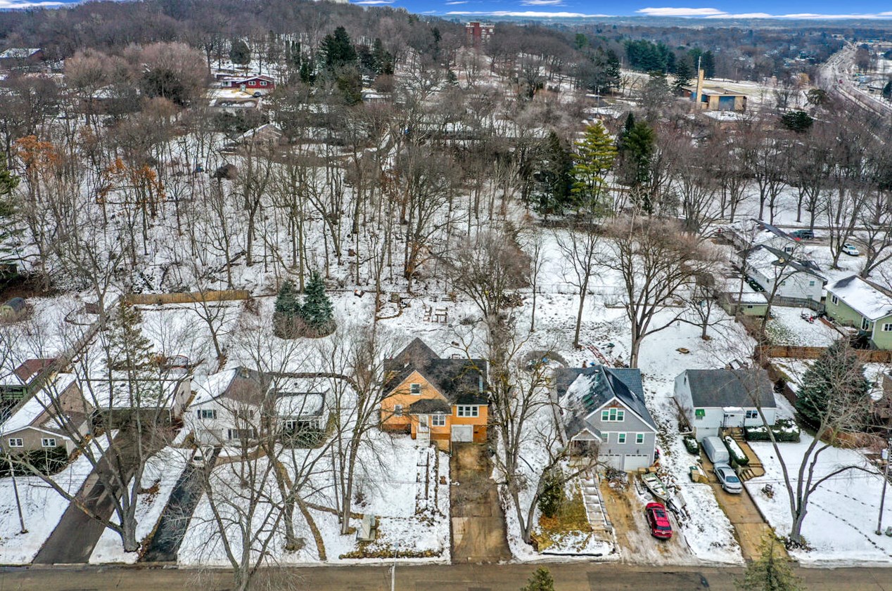 4117 Barby Ln, Madison WI 53704-1601 exterior