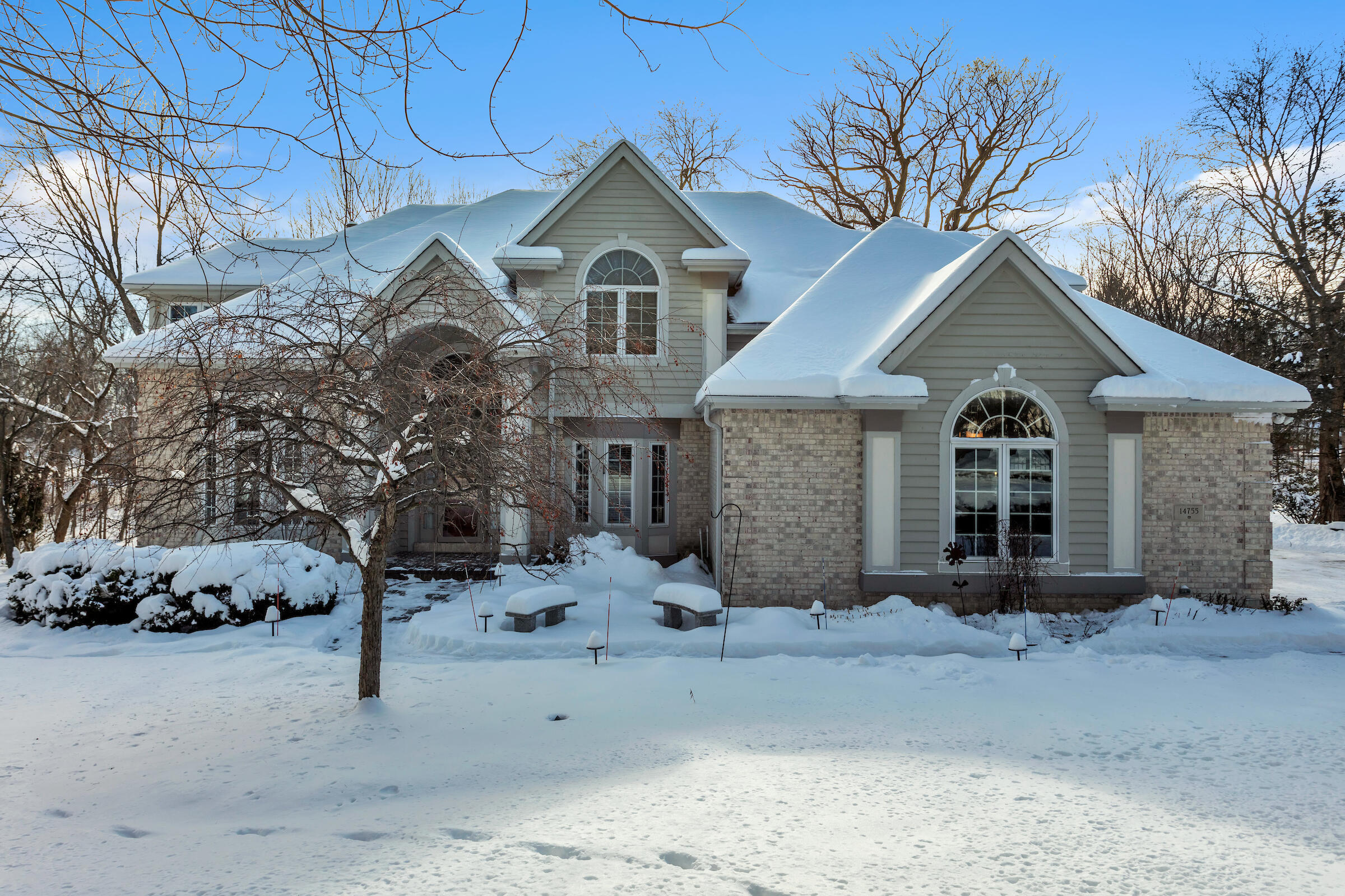 14755 Ridgemoor Dr, Elm Grove, WI 53122 MLS 1824550 Coldwell Banker