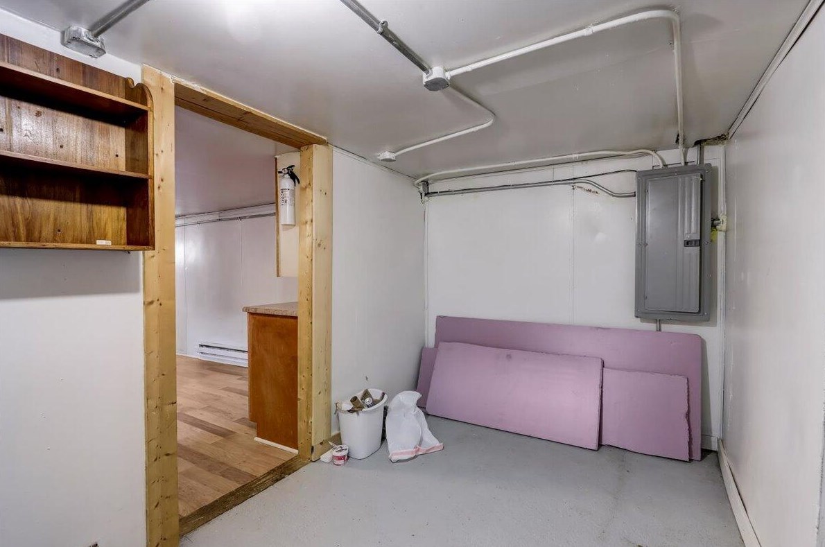 3846 Morris Ave, Cudahy WI  53110-2303 exterior