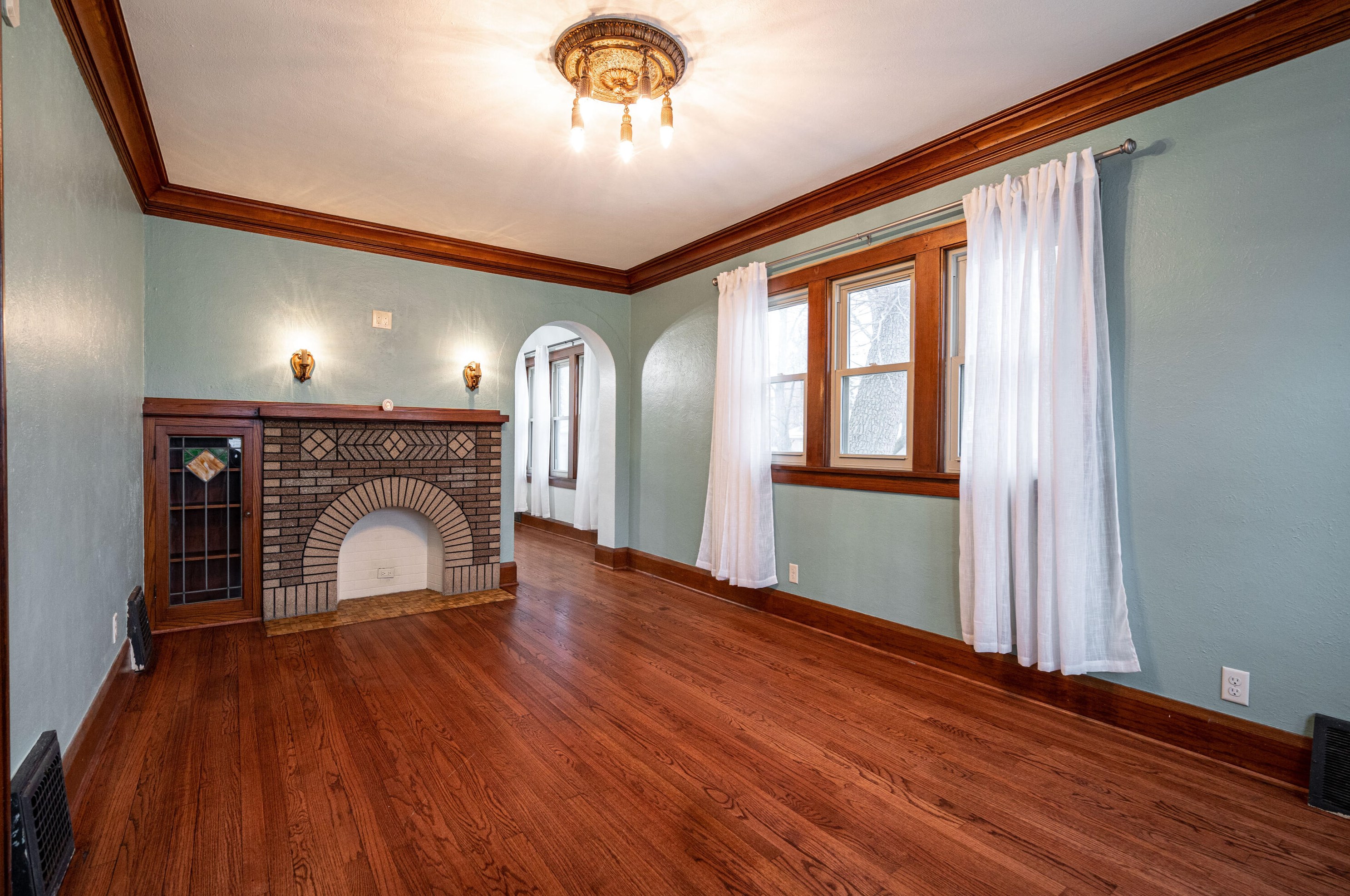 612 Romayne Ave, Racine WI  53402-4430 exterior