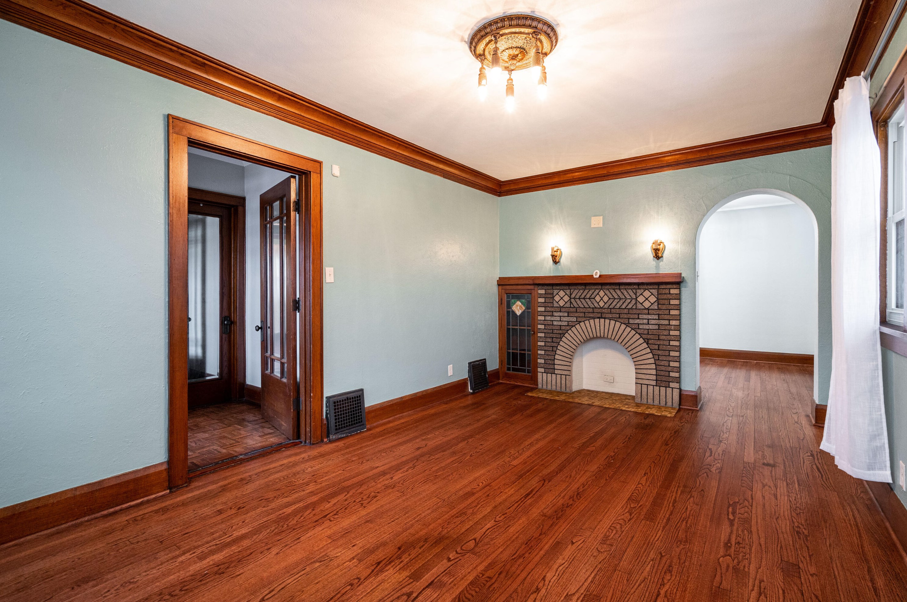 612 Romayne Ave, Racine WI  53402-4430 exterior