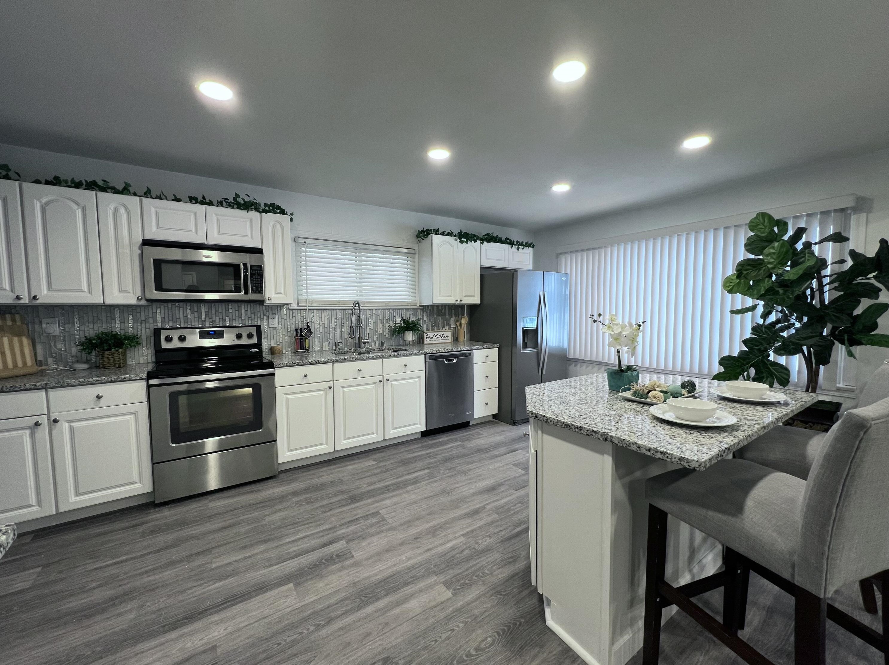 6623 52nd St, Milwaukee WI  53223-6038 exterior