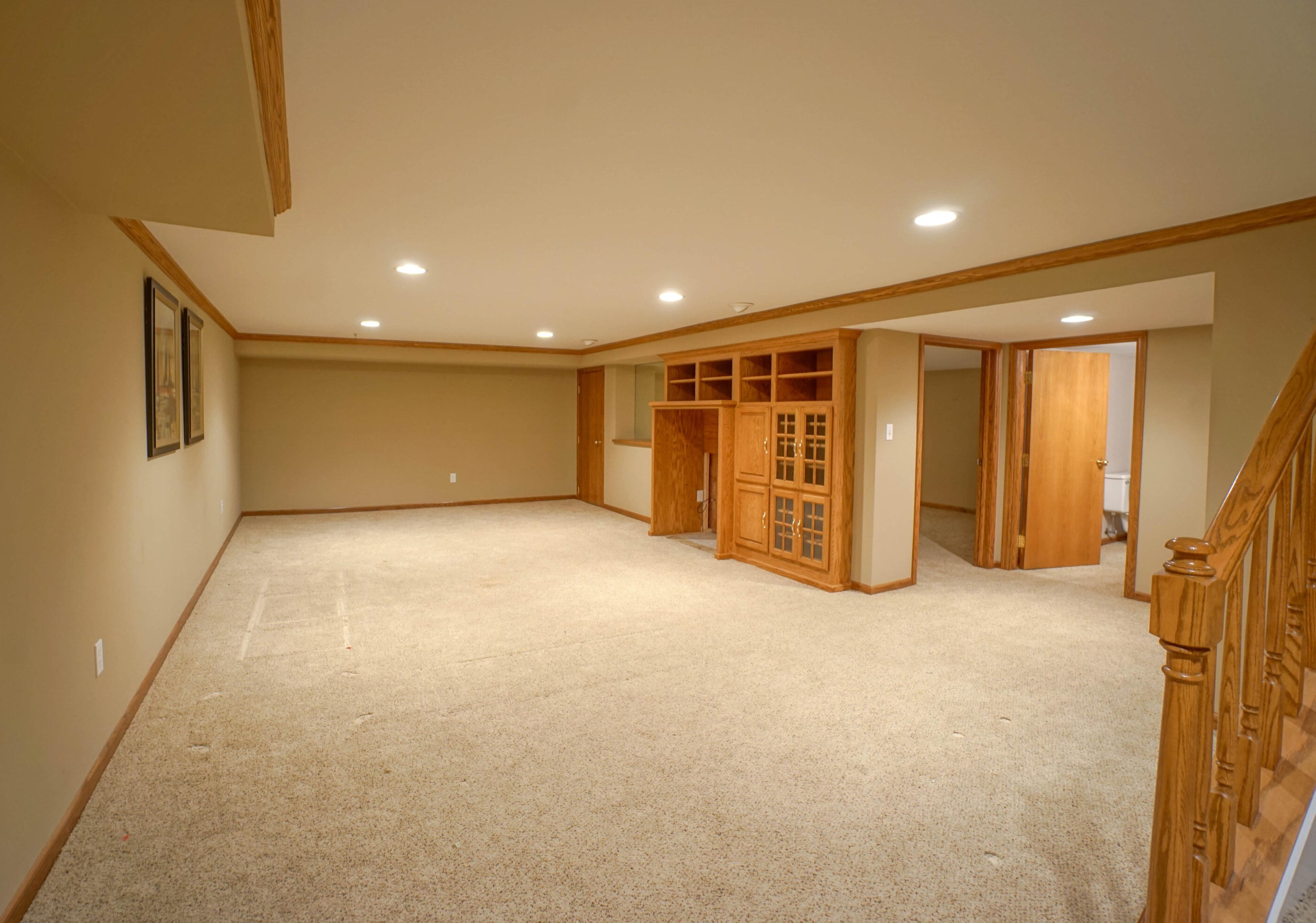 16615 Mary Cliff Ln, Brookfield WI  53005-2135 exterior