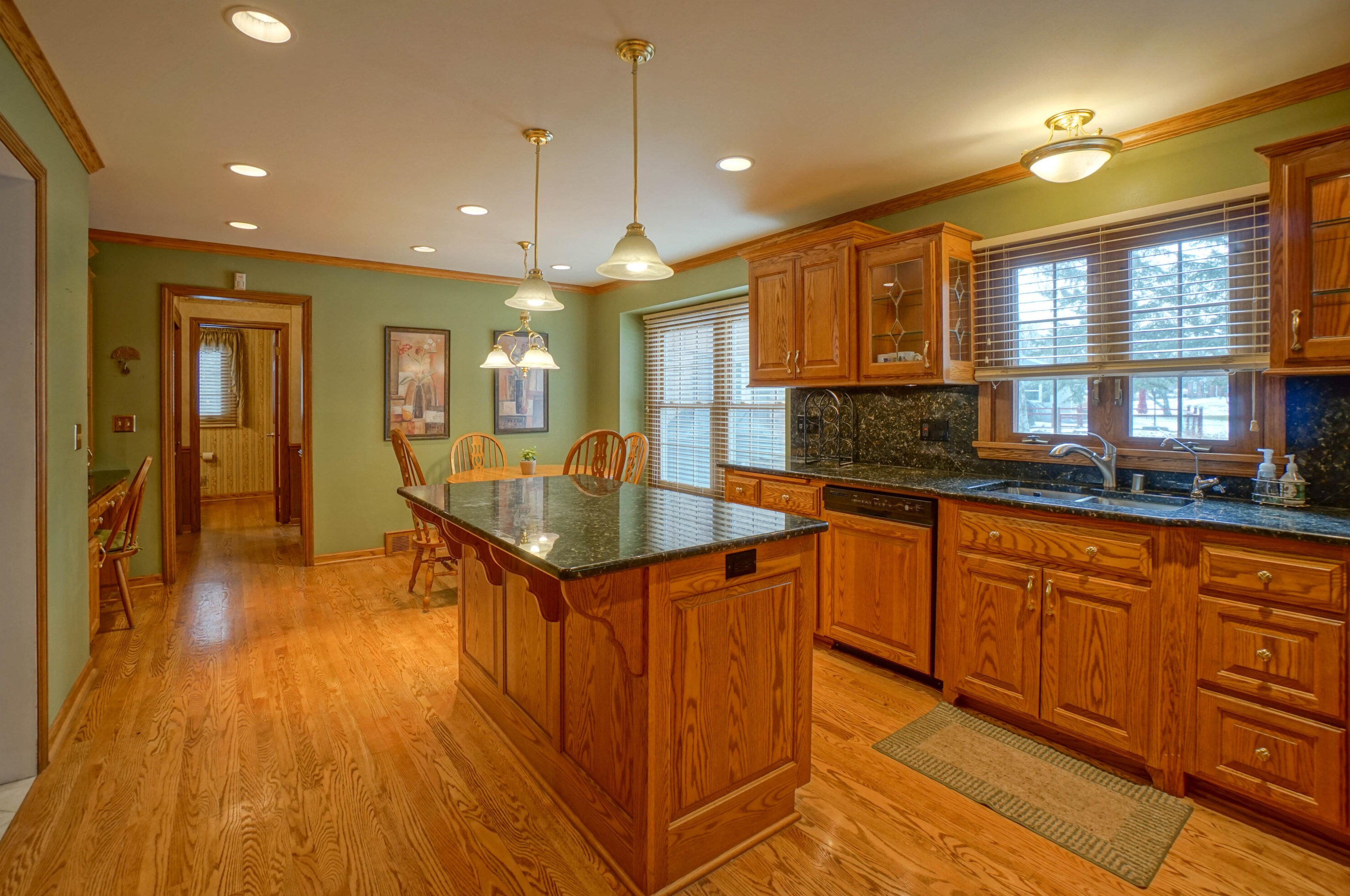 16615 Mary Cliff Ln, Brookfield WI  53005-2135 exterior