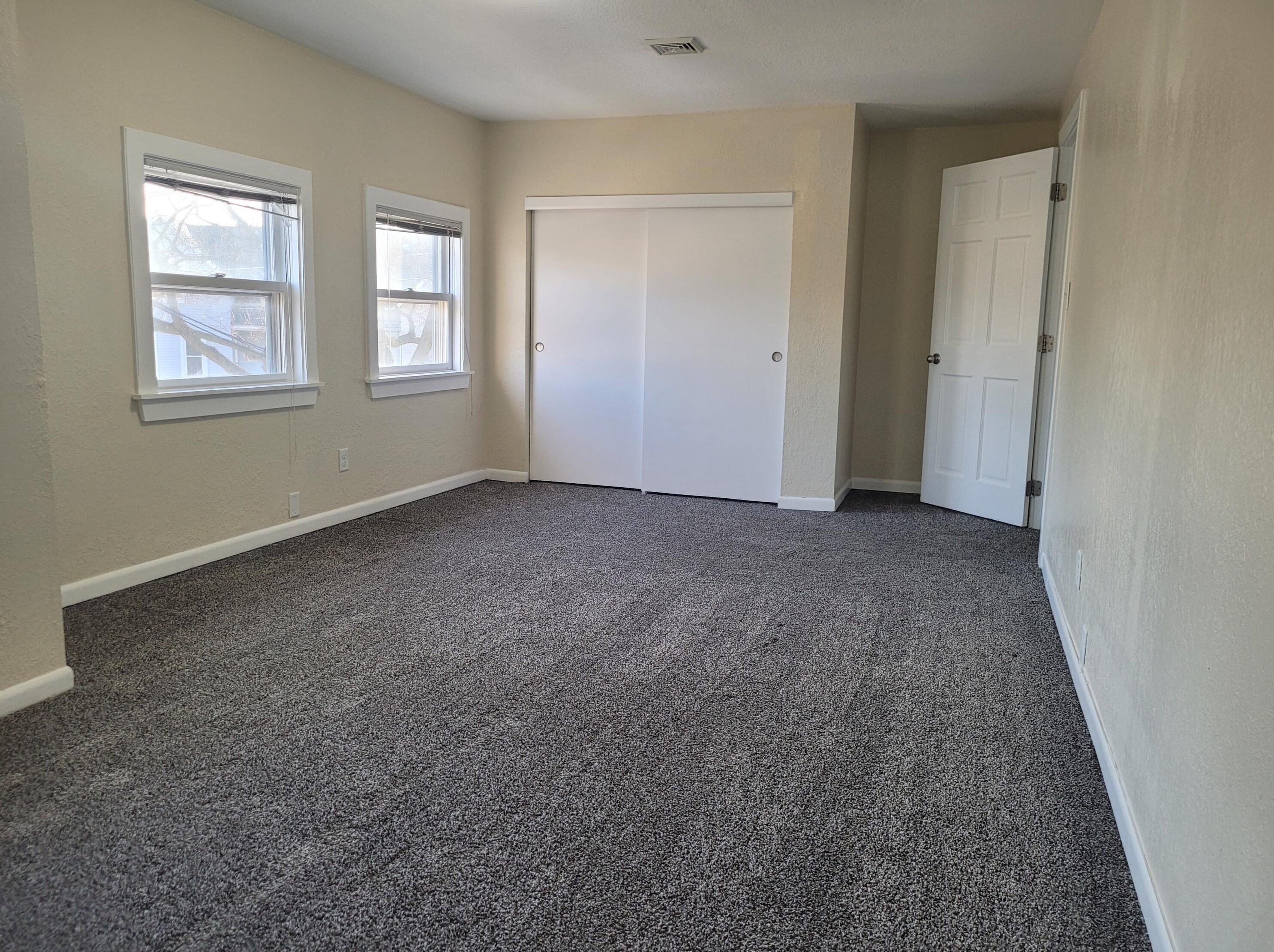 2122 Carmel Ave, Racine WI  53405-2630 exterior