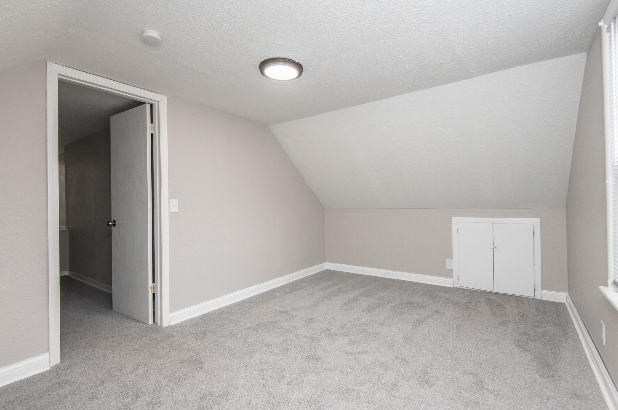 2036 Carlisle Ave, Racine WI  53404-2110 exterior