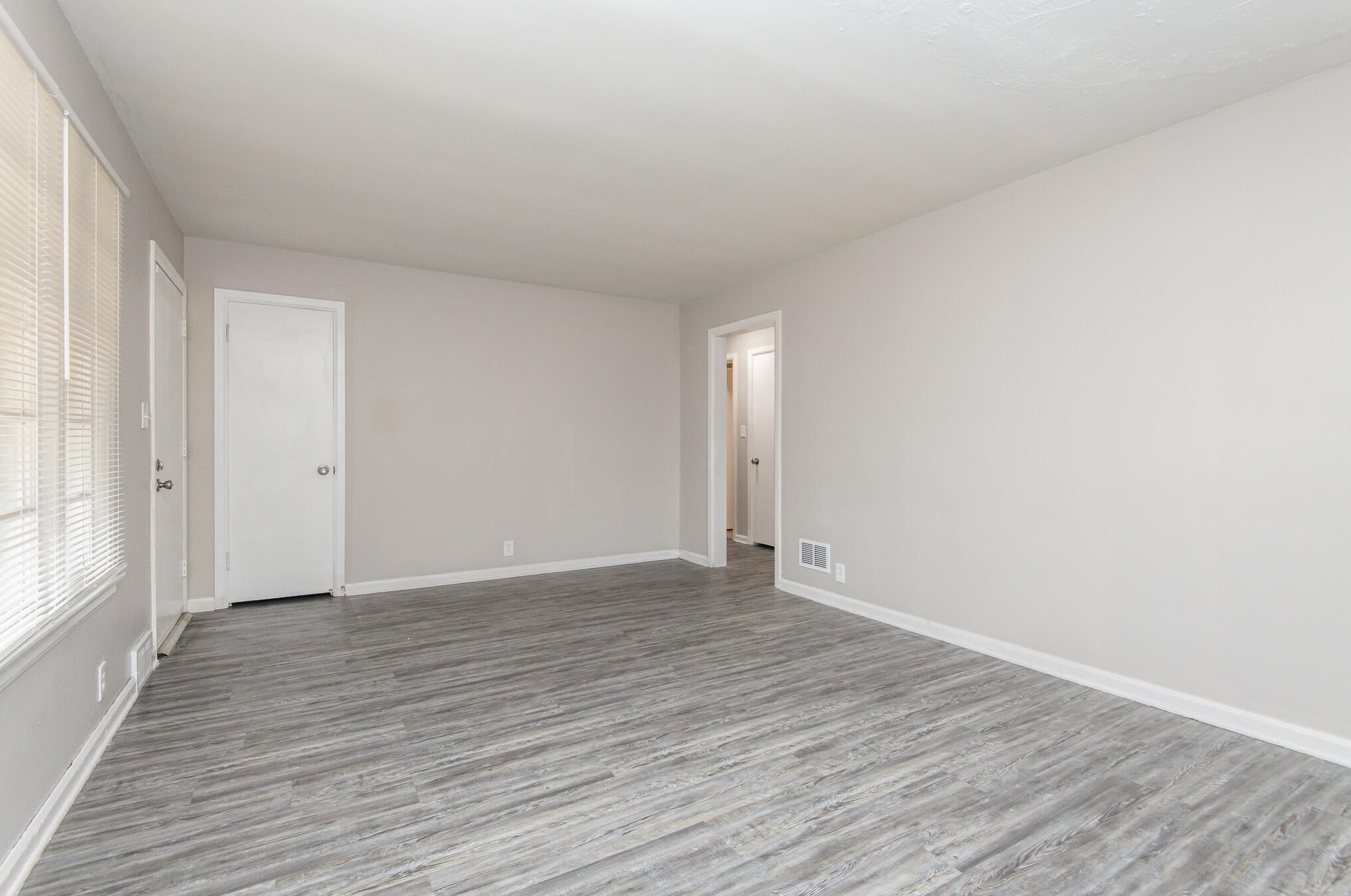 2036 Carlisle Ave, Racine WI  53404-2110 exterior