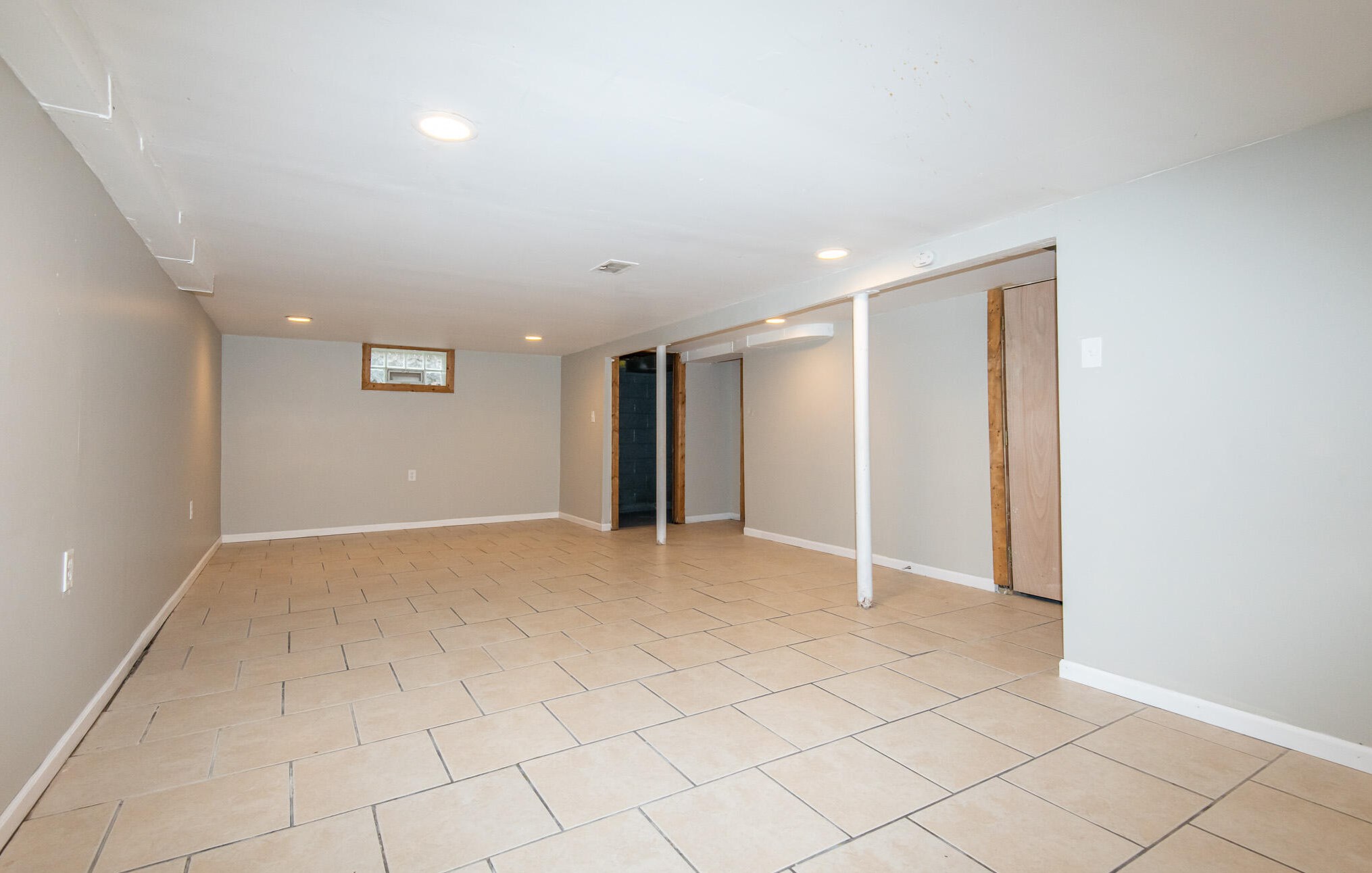 2036 Carlisle Ave, Racine WI  53404-2110 exterior